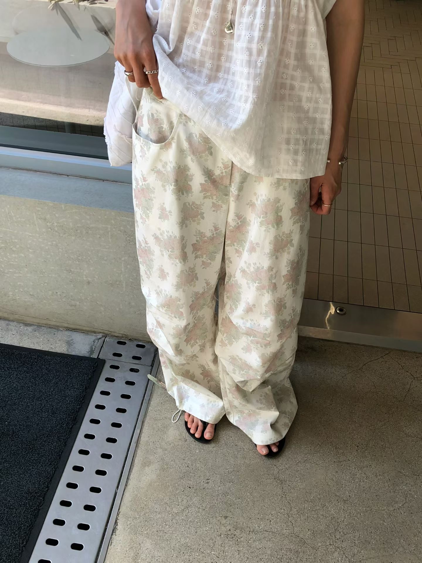 221330 復古暗花索腳長褲