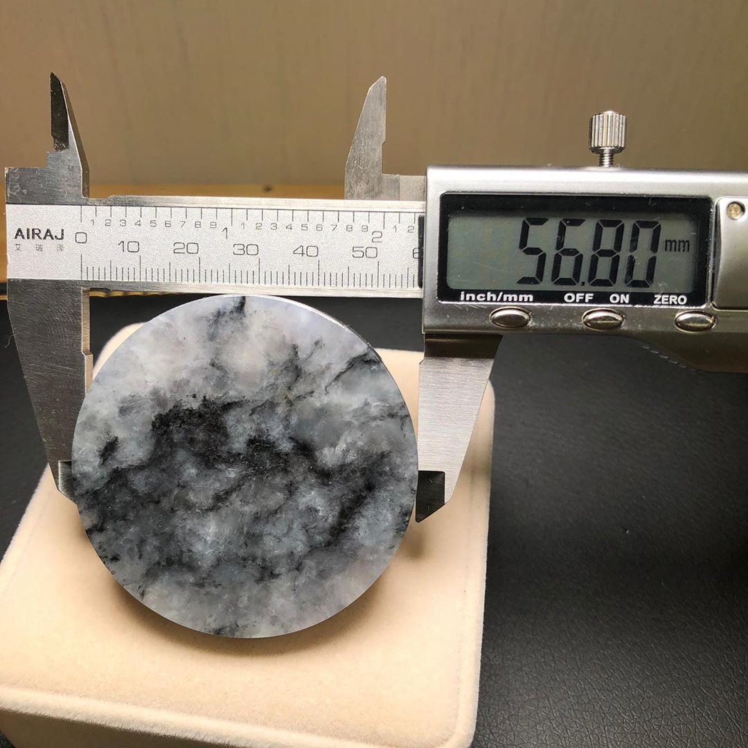 山水畫烏雞翡翠鐲心