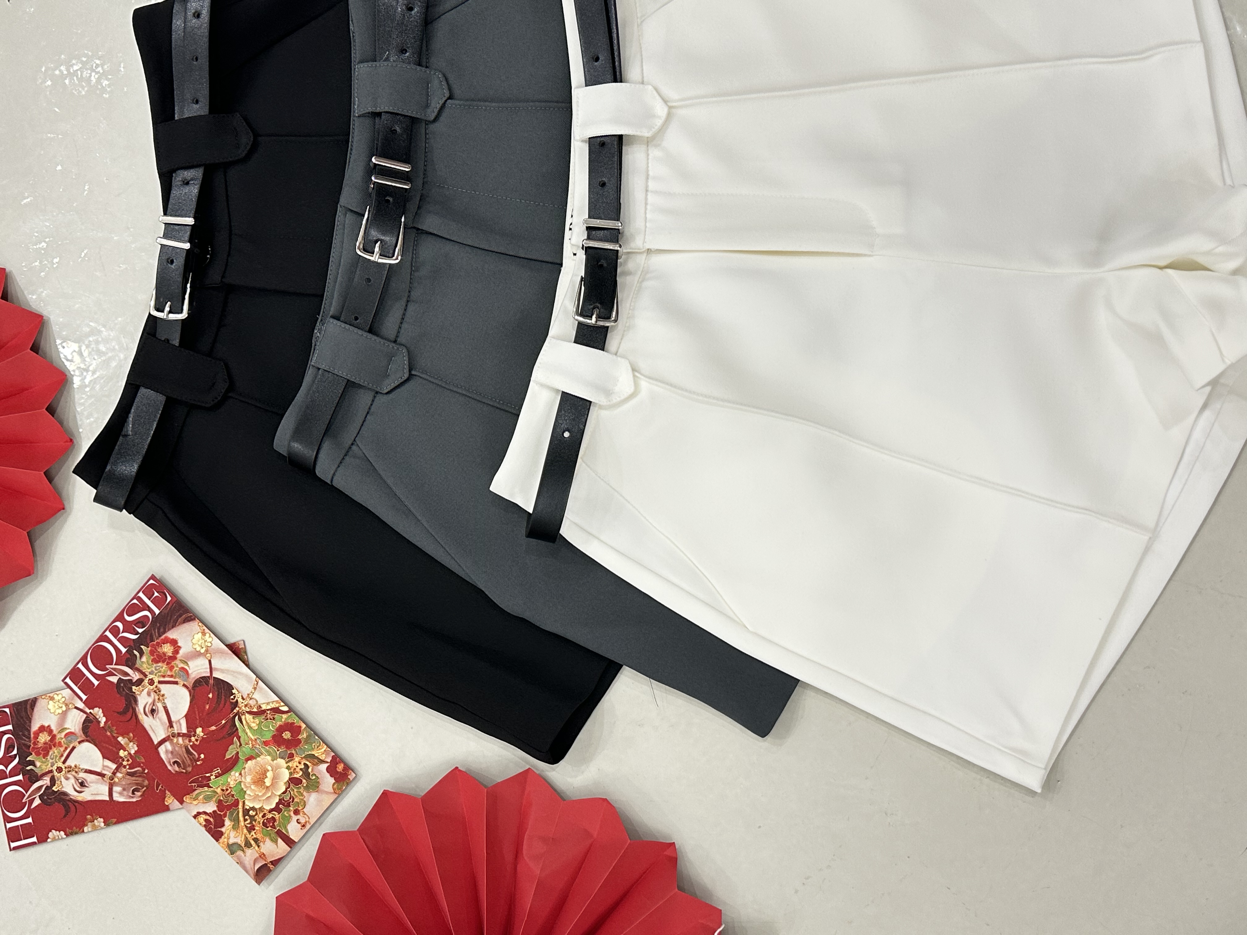 120043 Suis Short Pant with belt 西装高腰短裤