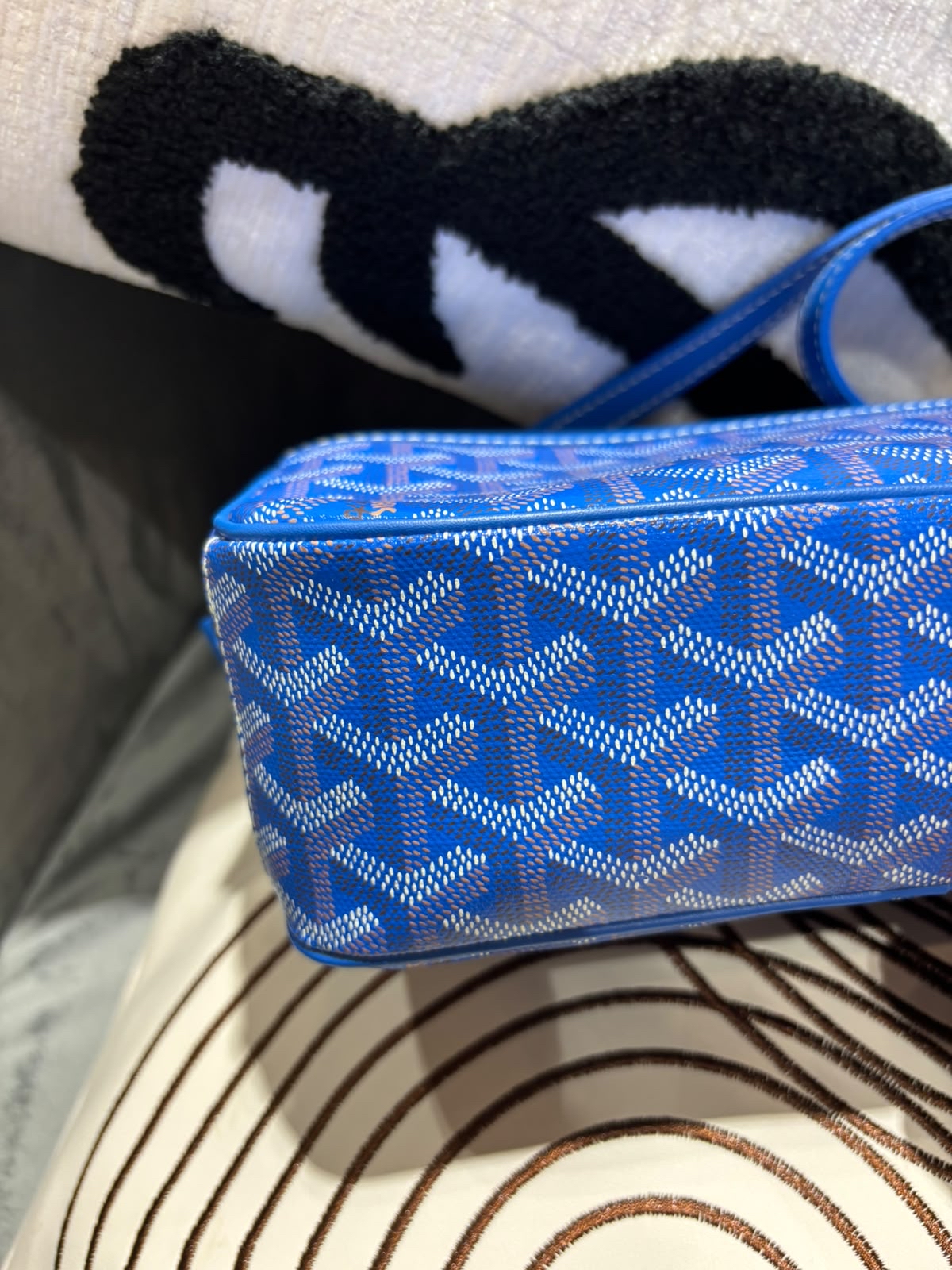 GOYARD Cap-Vert Shoulder Bag 25年 100%Authentic, 99%new ✅tap ✅dust bag 