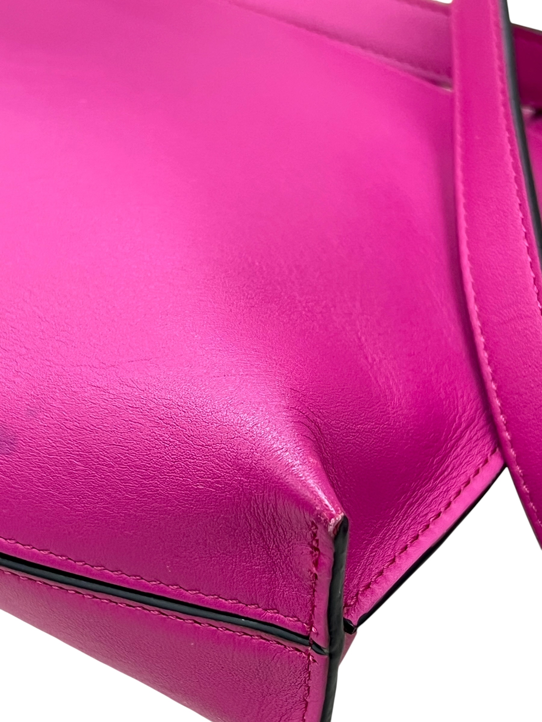 Pre-Owned LOEWE Anagram T Pouch / Product Code: 072907