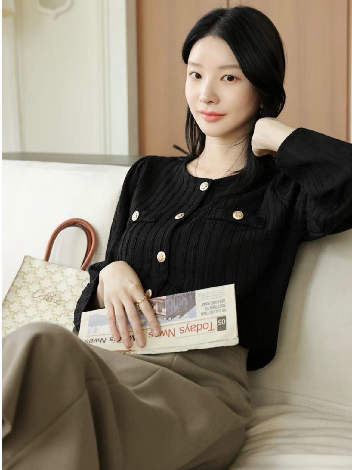 ❥ Gold Button Cardigan 。