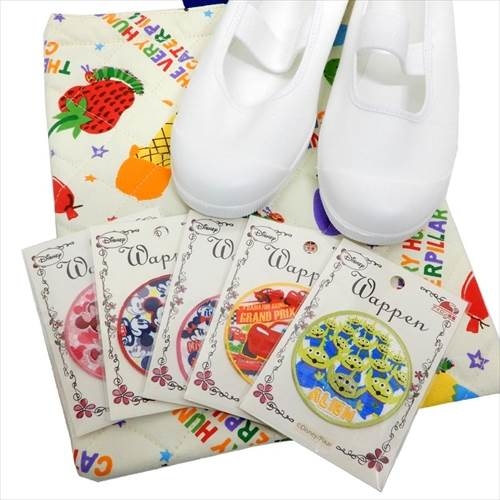 [現貨] [日本直送] 米奇米妮 {鏽花熨貼 TF523270}