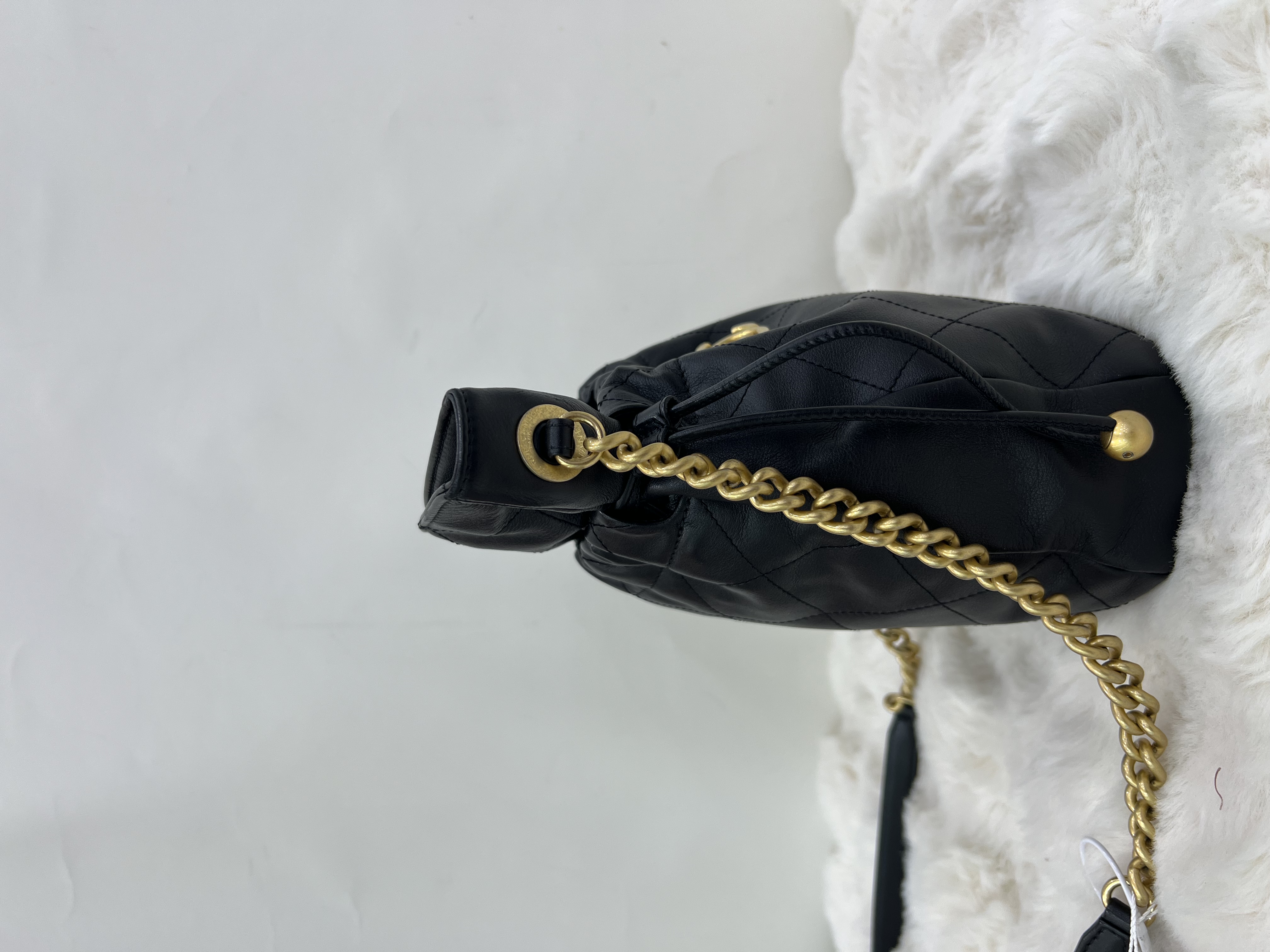 直播貨品 |  [1個-$100 2個-$300］J42