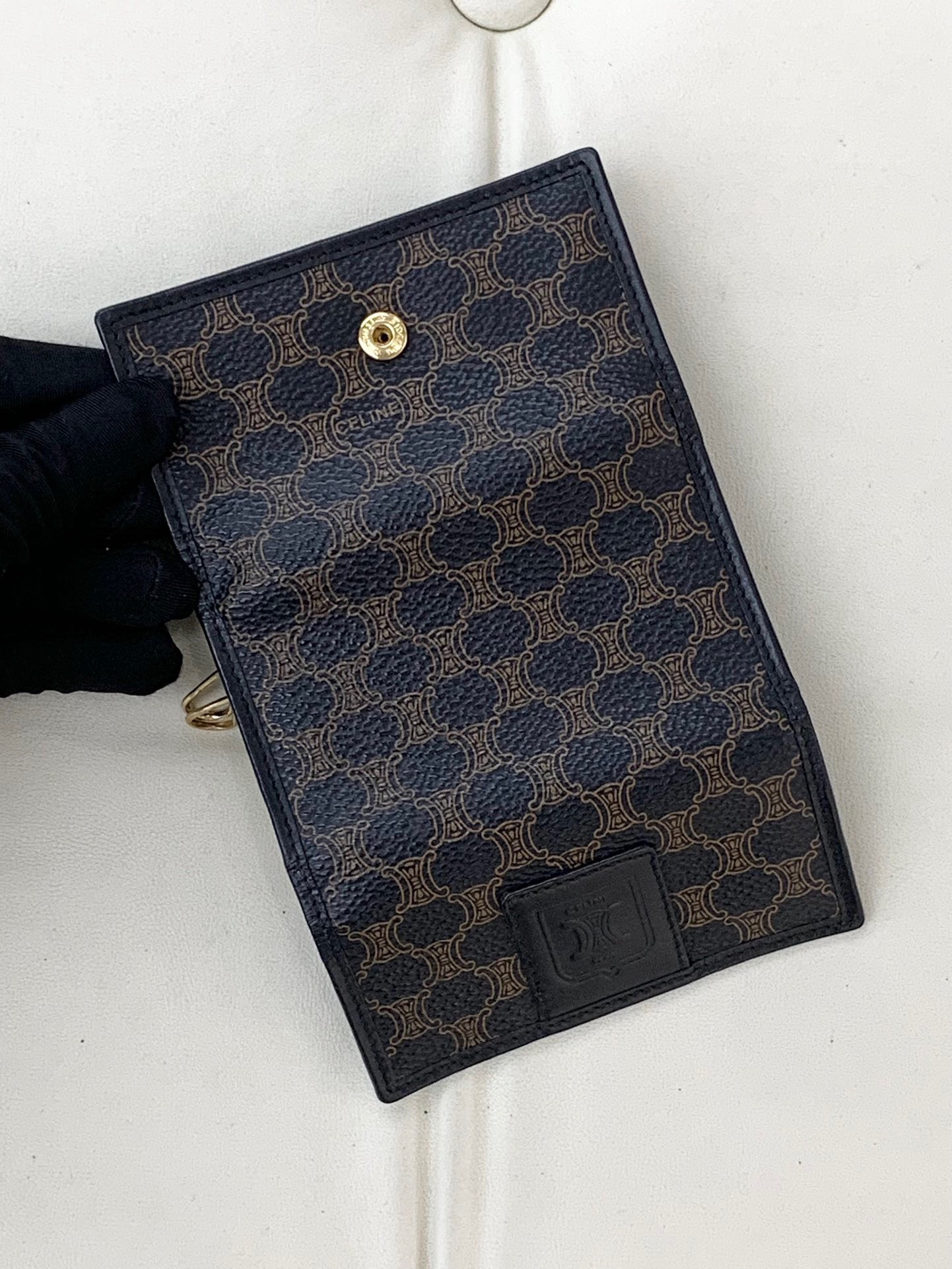 【預訂貨品】Celine啡色牛皮老花金扣三折鑰匙包