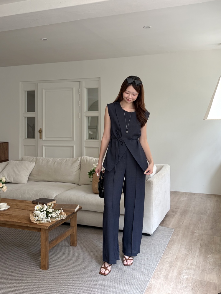 The Fine Linen Summer Set (Navy)