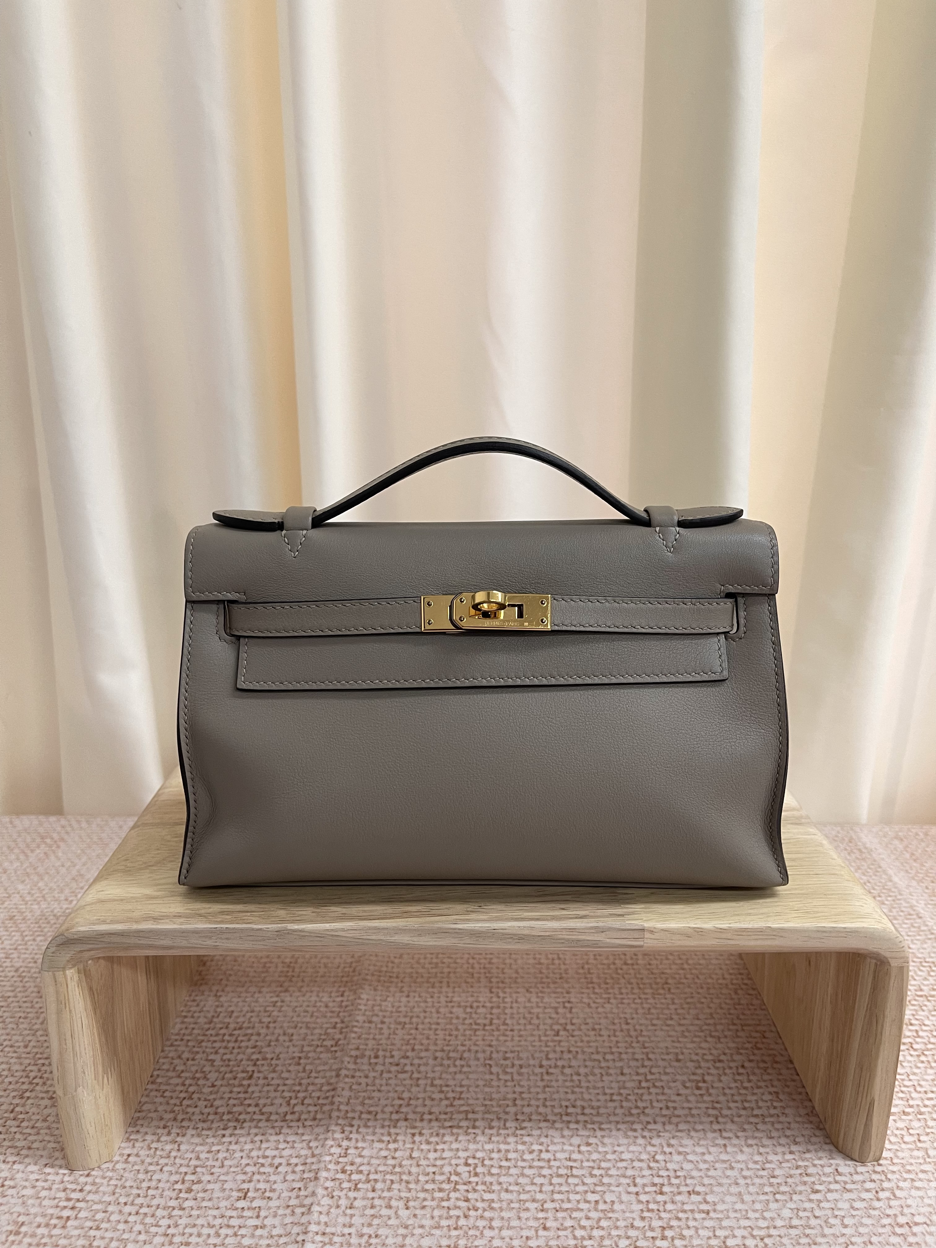Pre-owned Hermes Kelly mini/ Stamp C/ Product Code: 26021108