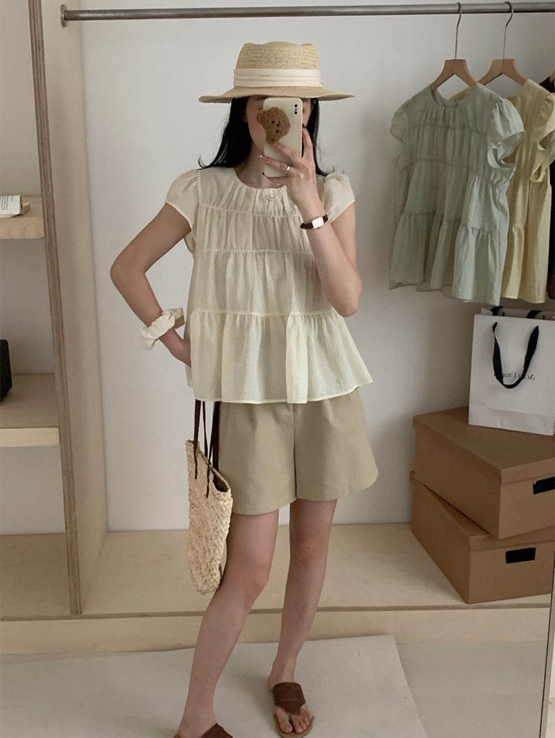 Oni Style Ruffle Blouse 韩系小衫 （ 4 colour ）