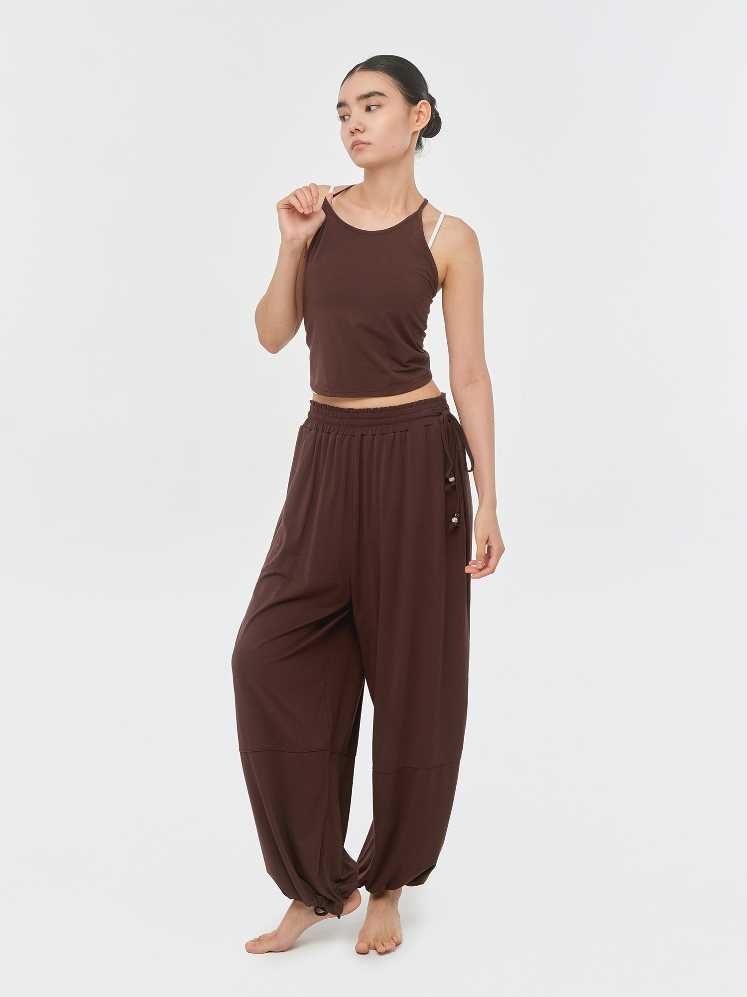 預購_Asana Back Strap Sleeveless by Conch