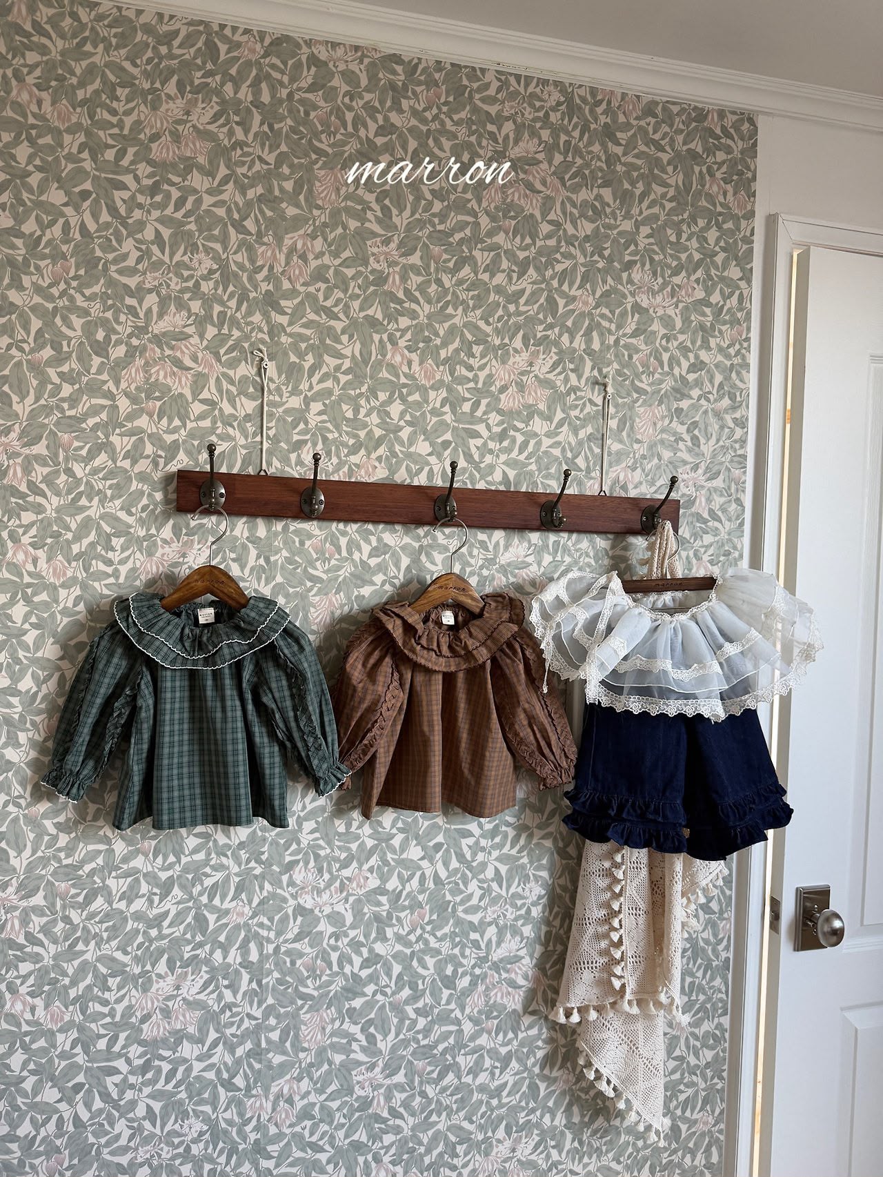 AW6097 Top