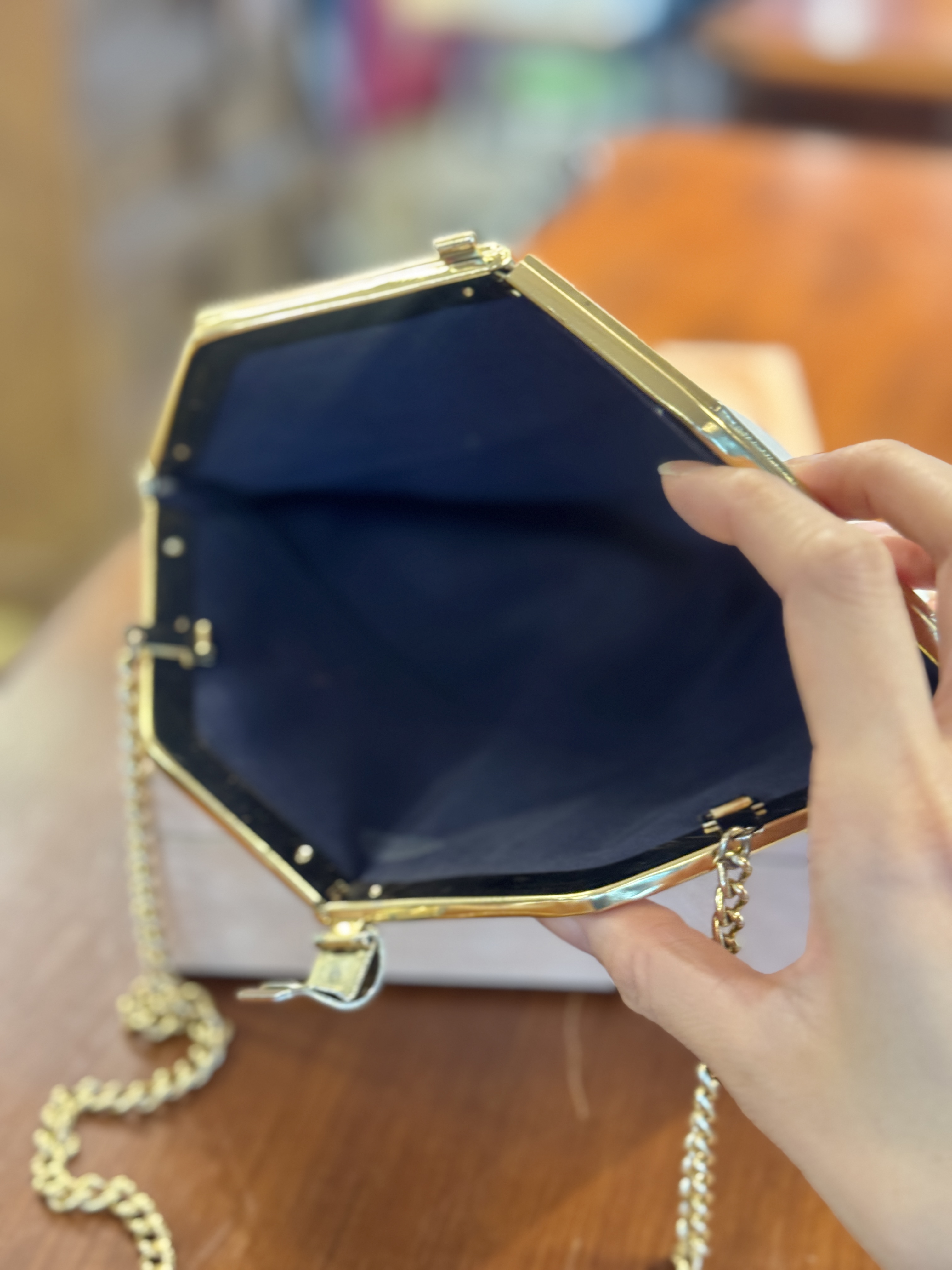 Vintage Mid-century White Genuine leather Diamond Shape Frame Two-Way Bag (MT2503)