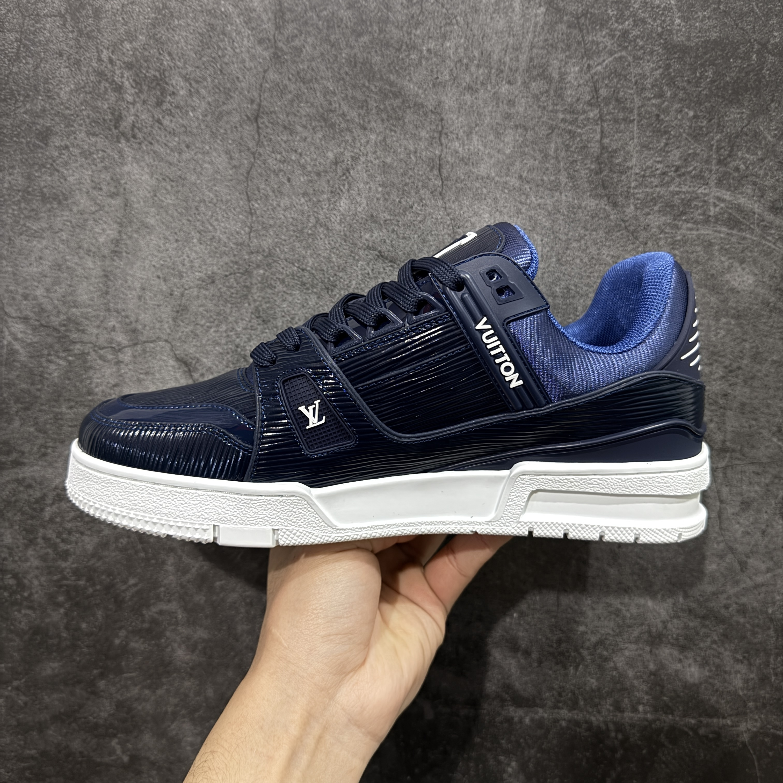 Louis Vuitton LV Trainer 