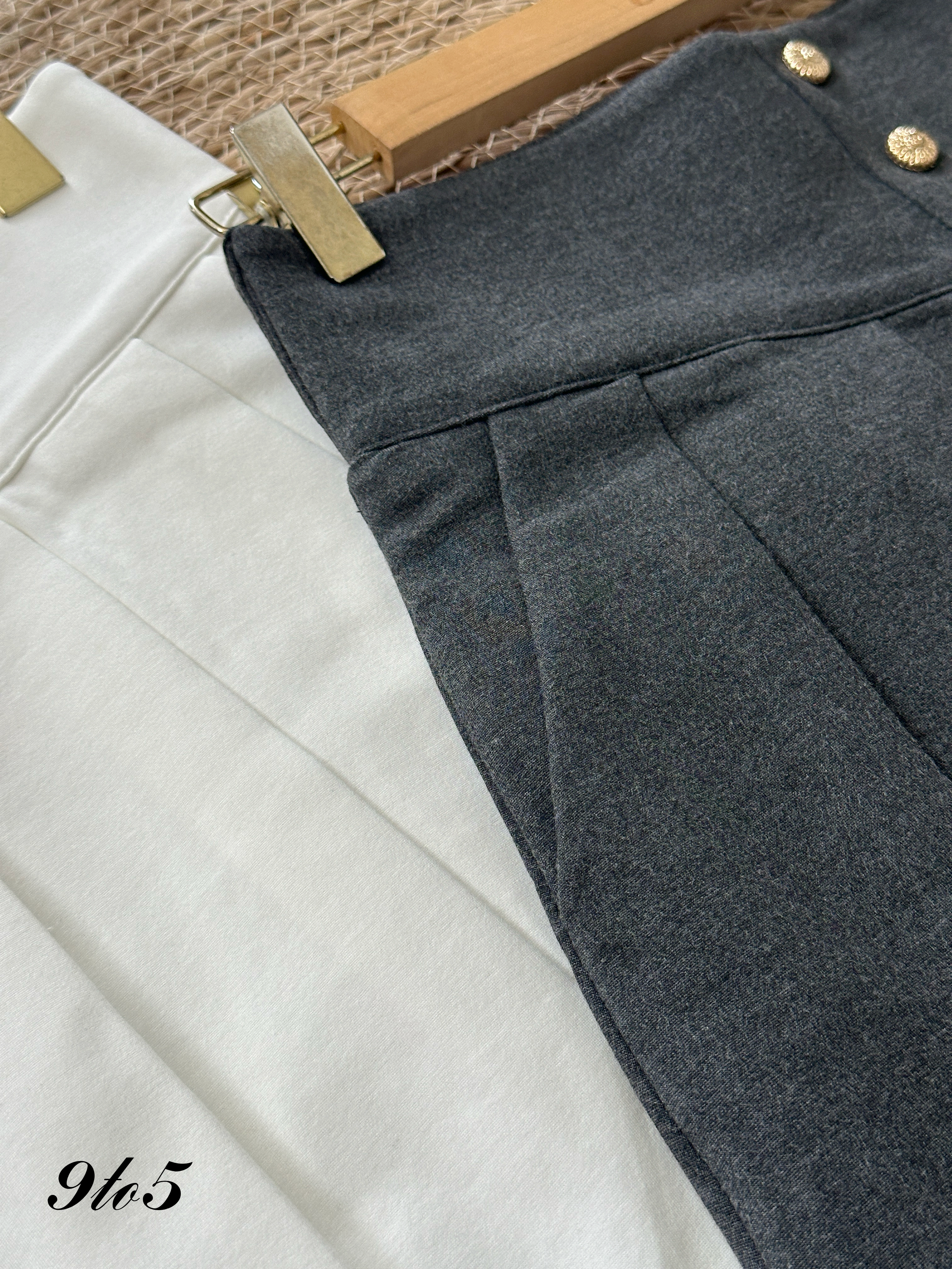 S1872 Short Pleated Skirt - 3 Colors 
