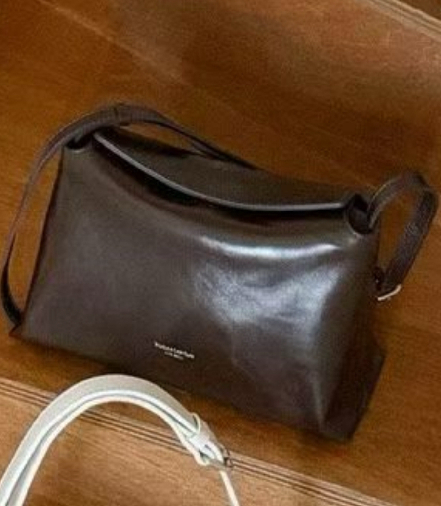 《 預購 》🇰🇷Bucks&Leather 磁石扣枕頭包