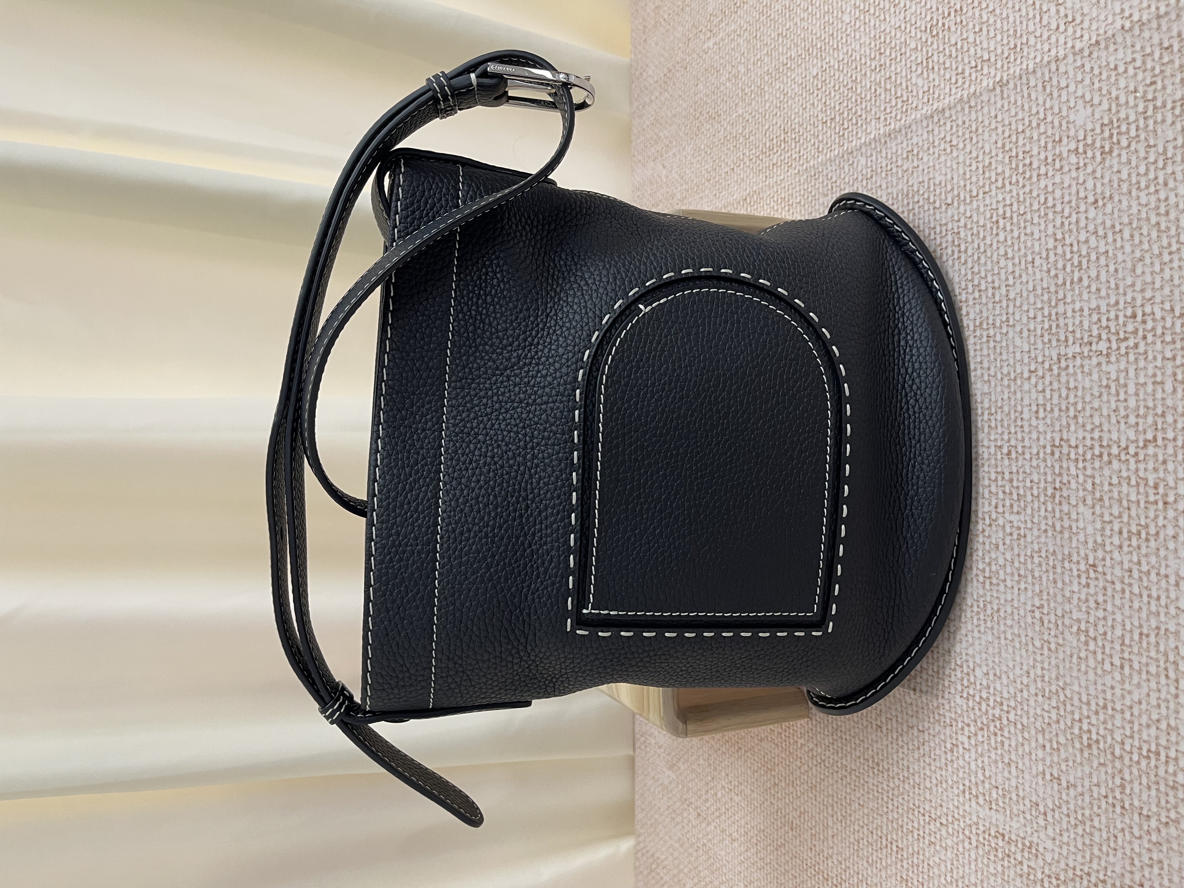 Pre-owned Delvaux Pin Daily/ Product Code: 26022407