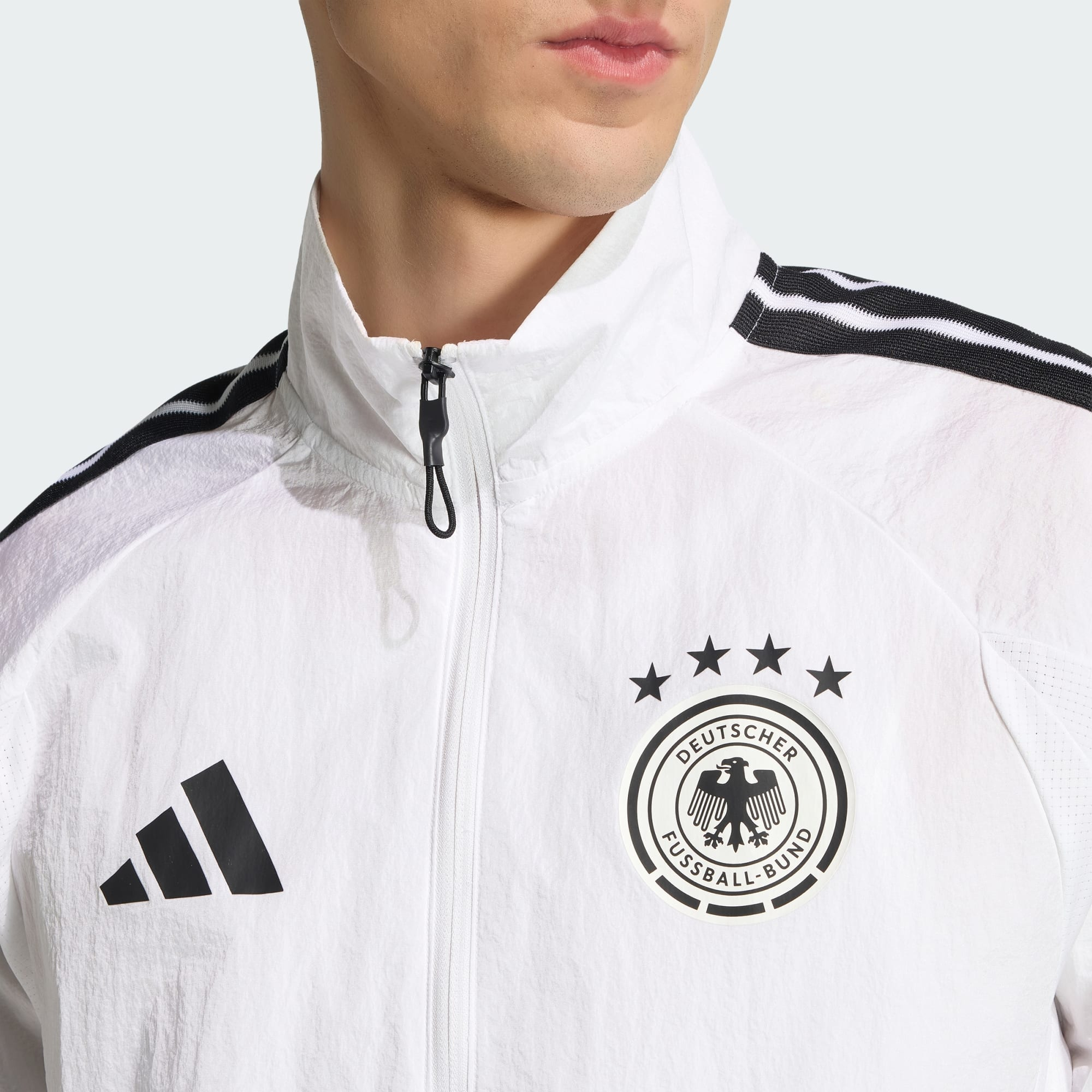 Adidas Germany 德國 2026-27 主場出場外套 (可加印球員版贊助) JZ9339