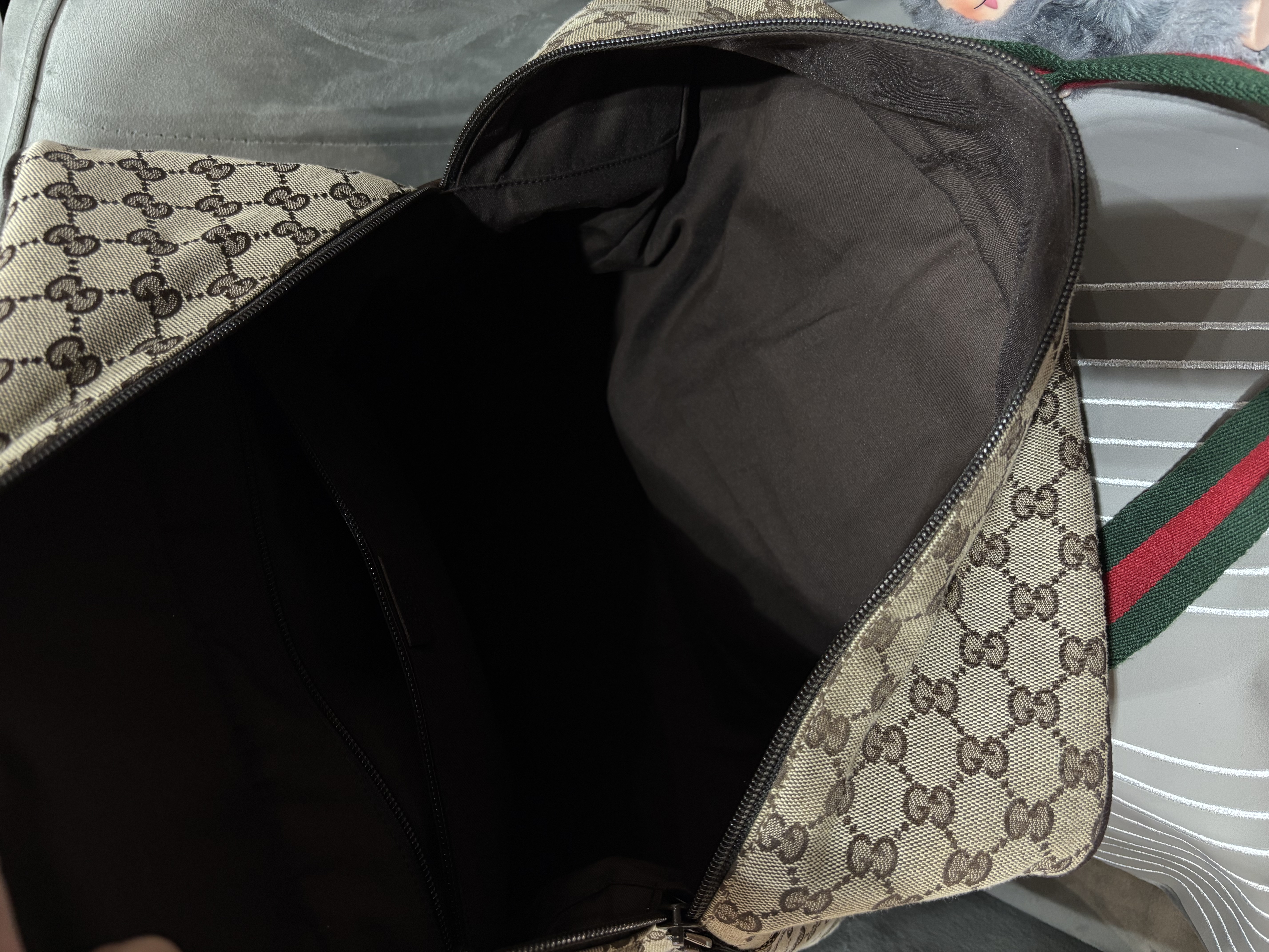 Gucci travel bag boston 100%Authentic, 95%new 