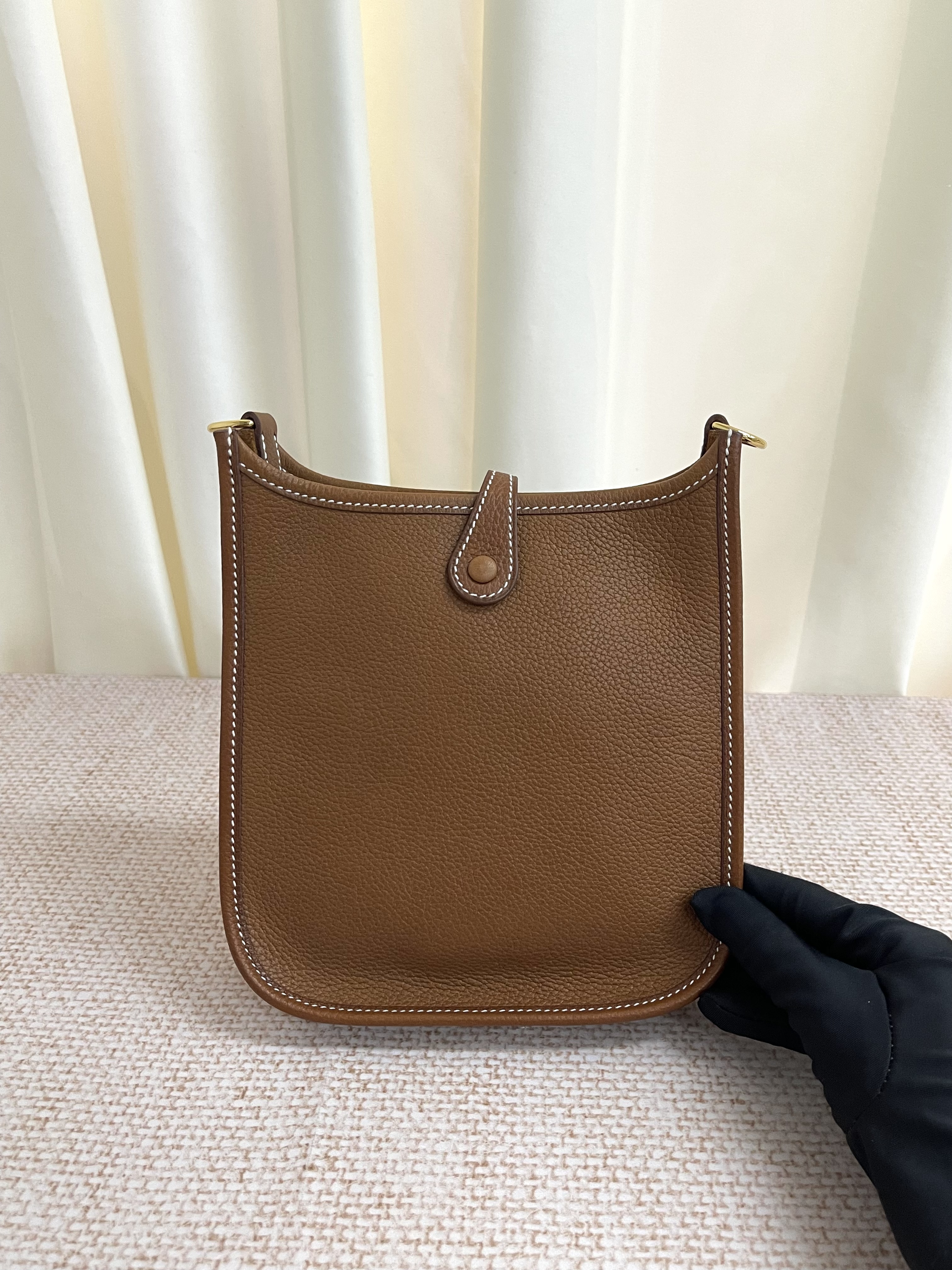 Pre-owned Hermes Mini E / Stamp W/ Product Code: 26031302