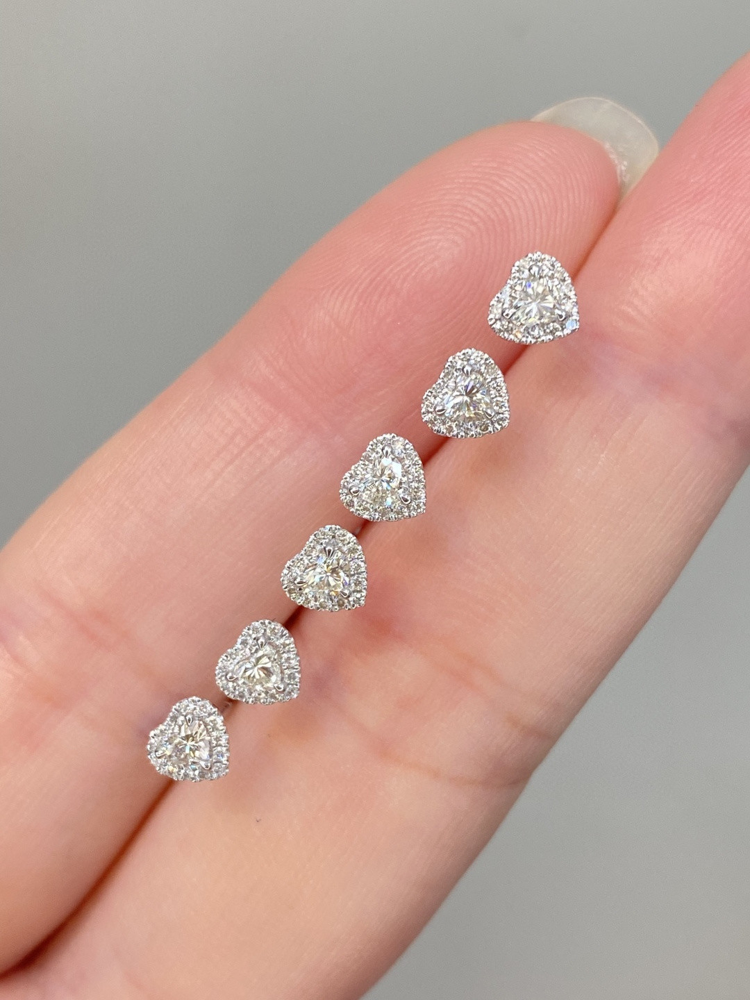 18K Diamond Earrings 