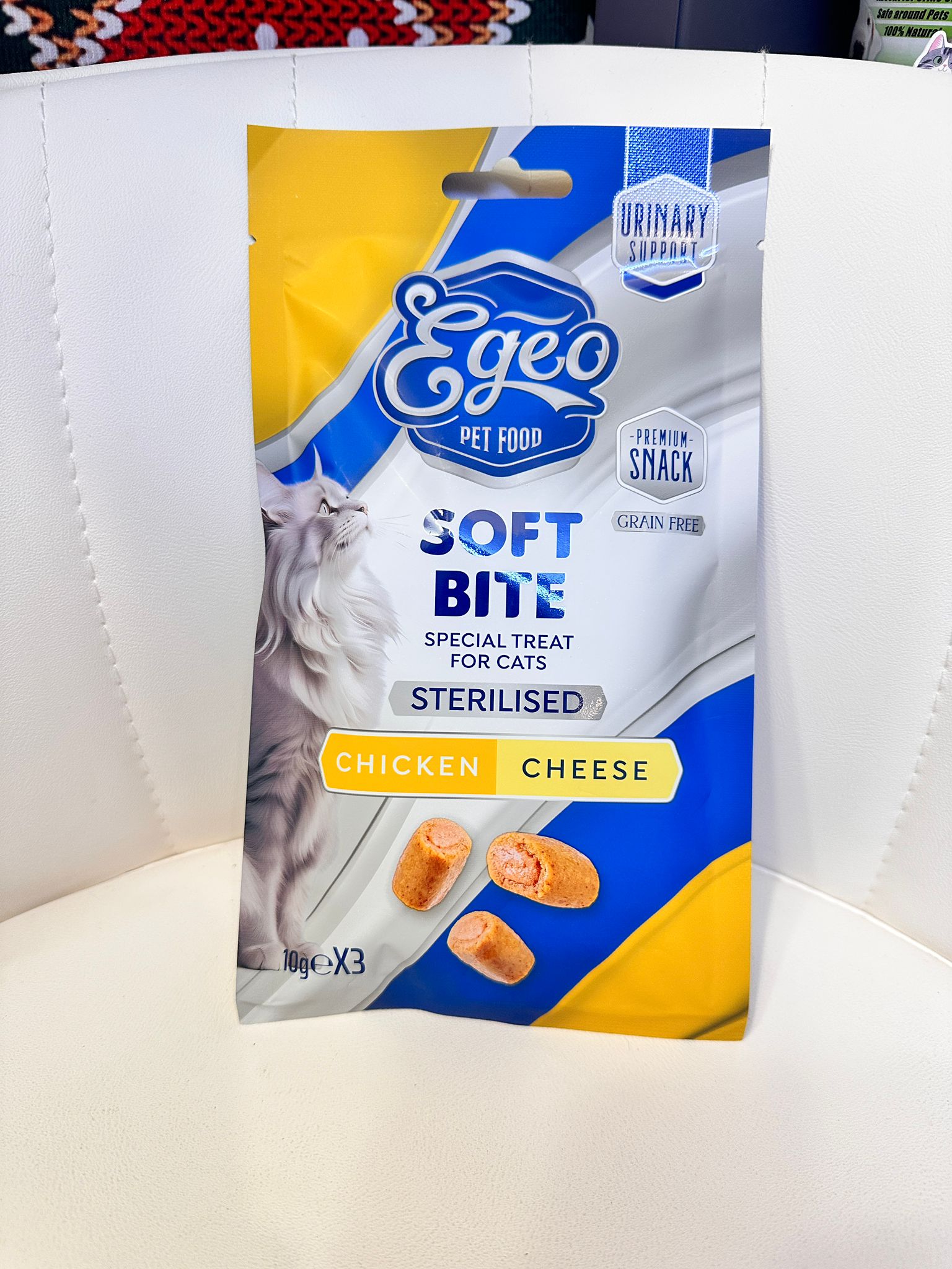 (現貨即取)Egeo EG 夾心肉醬軟粒貓小食(雞肉三文魚/雞肉吞拿魚/雞肉芝士) 10g x 3