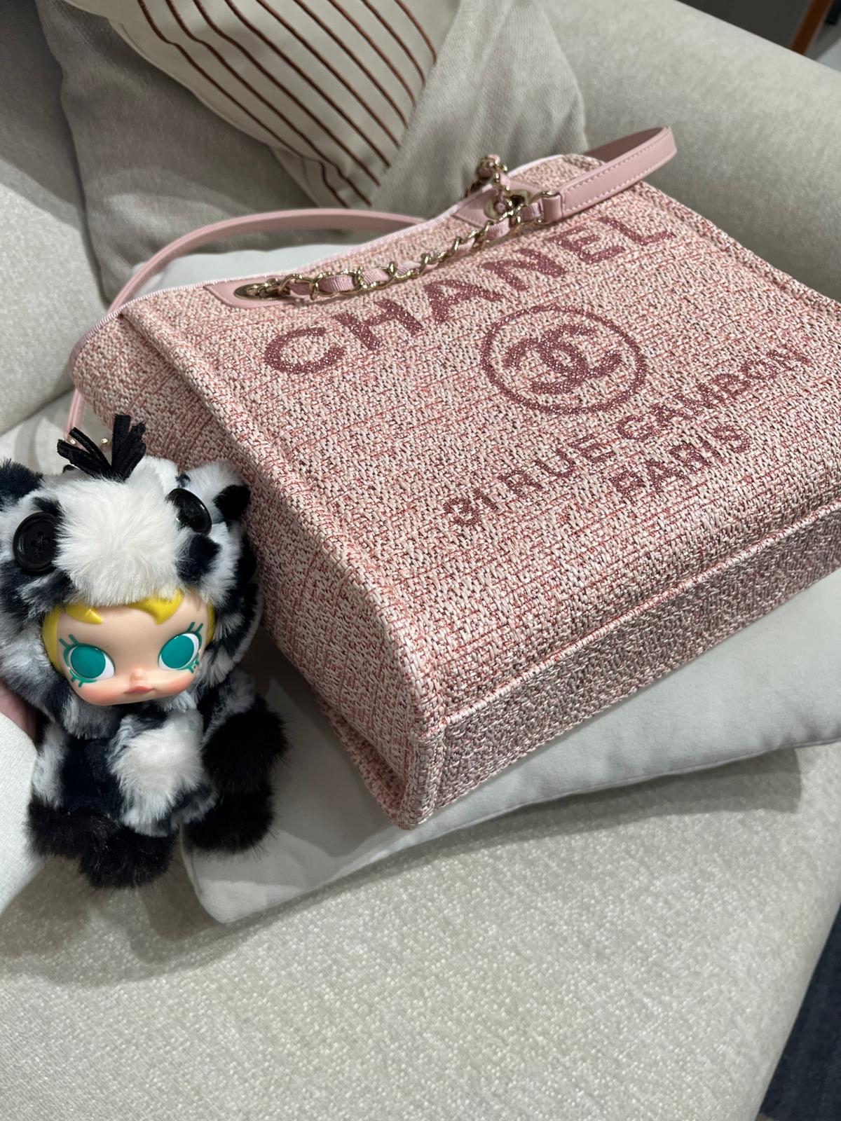 Chanel DEAUVILLE tote bag small 100%Authentic ,98%new  ✅31 card✅dust bag