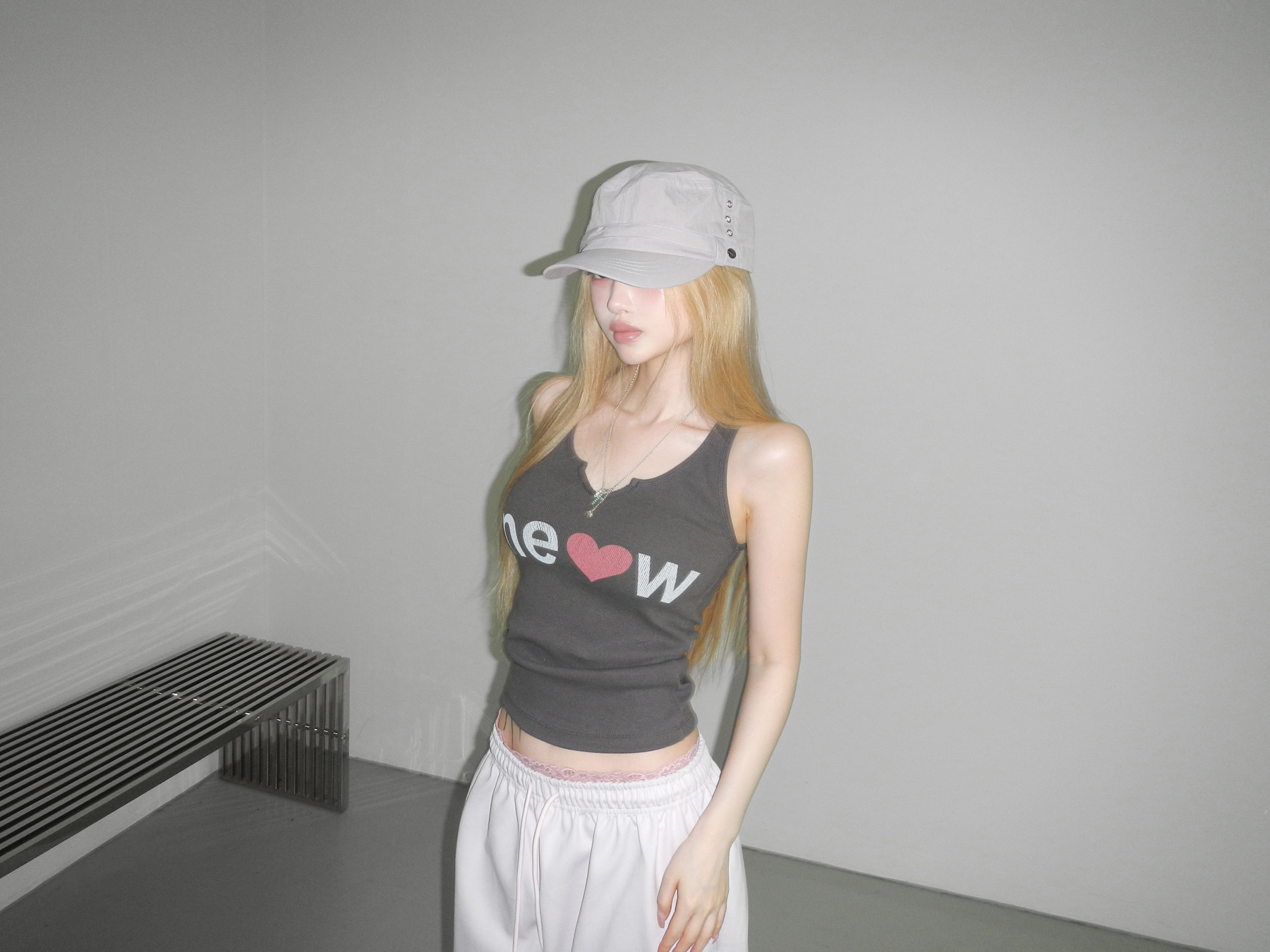 Ribbed Heart Graphic Tank Top