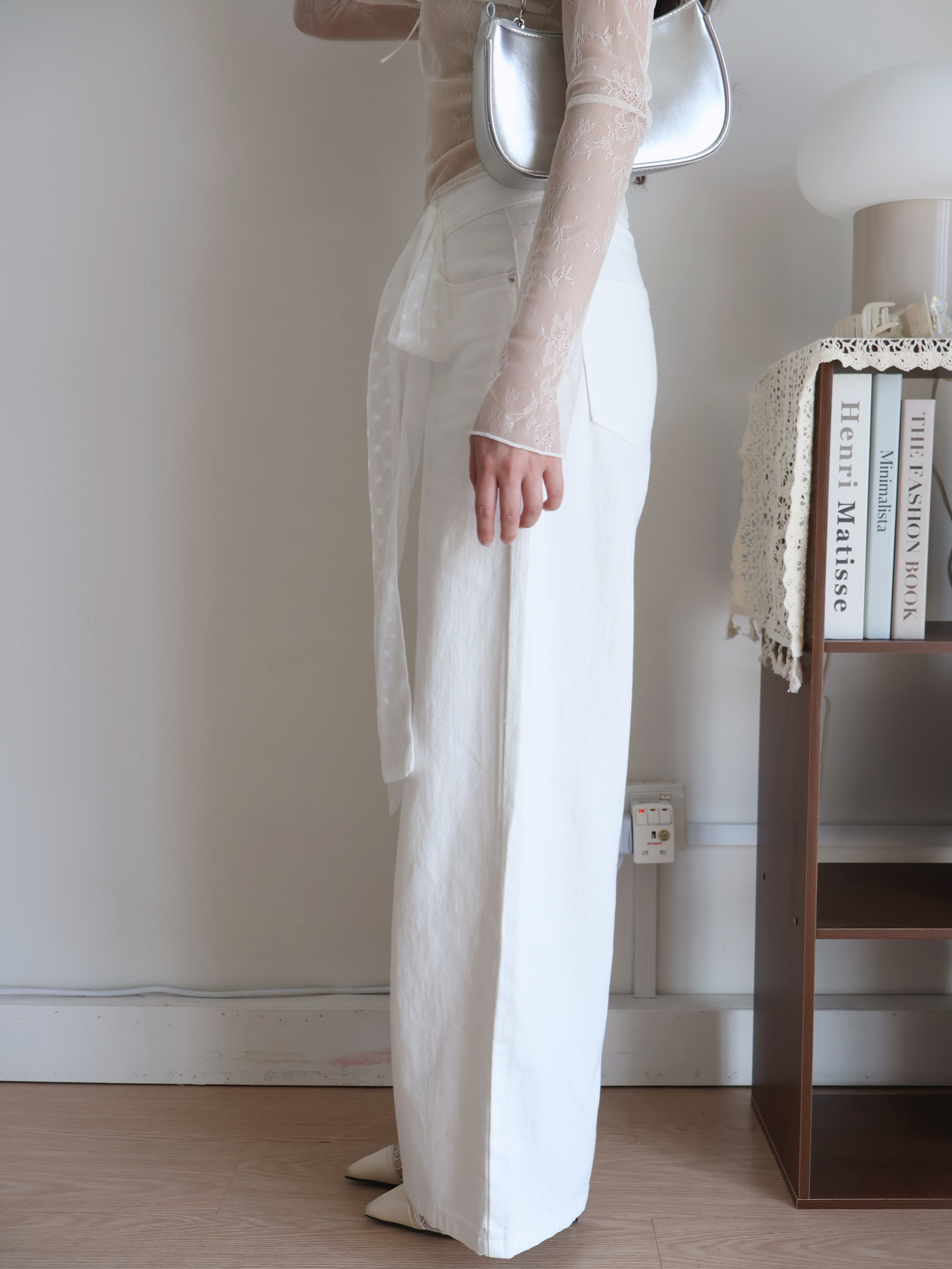 Hanna Wide-leg Jeans | White
