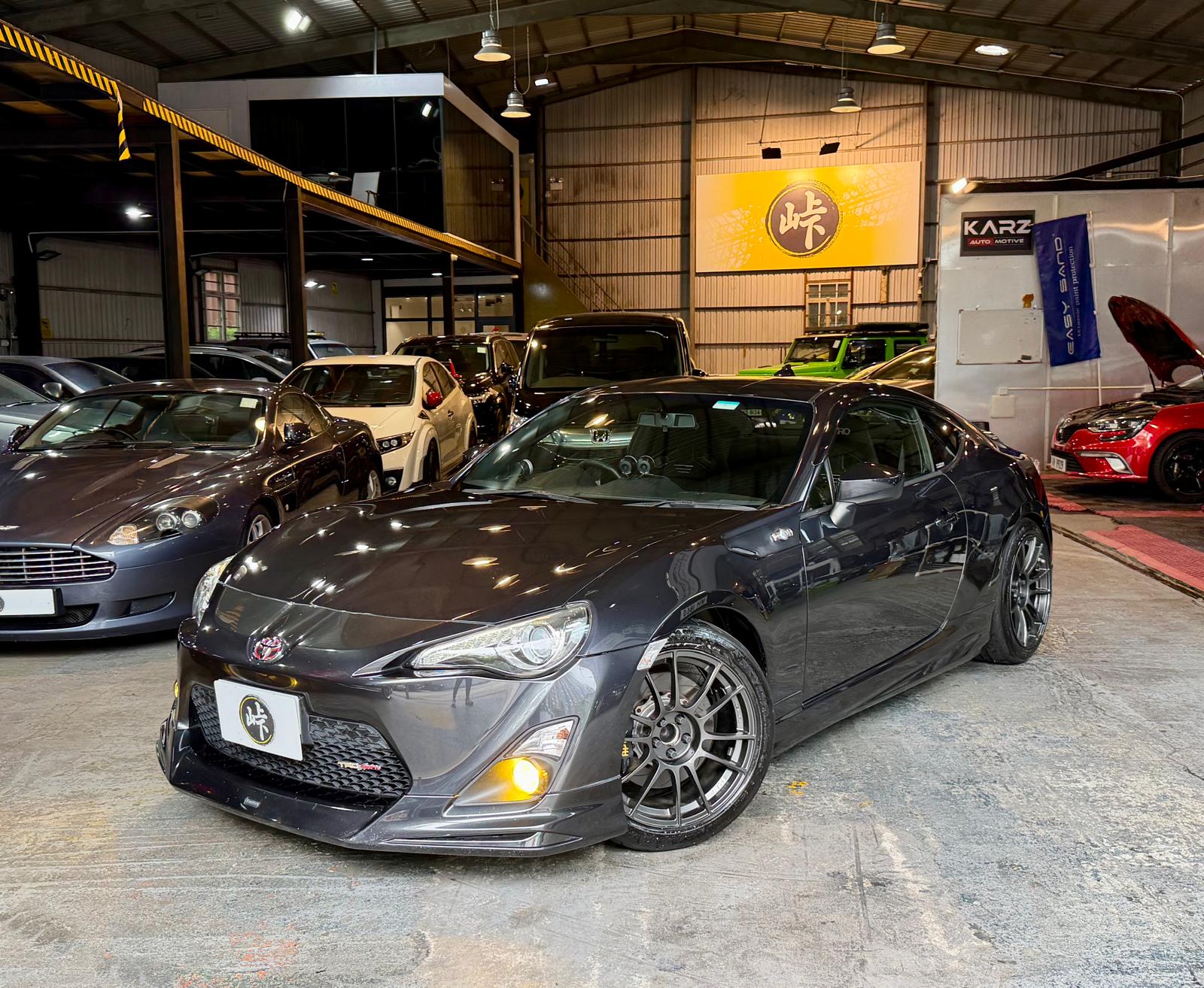 Toyota GT86 Supercharge 2012