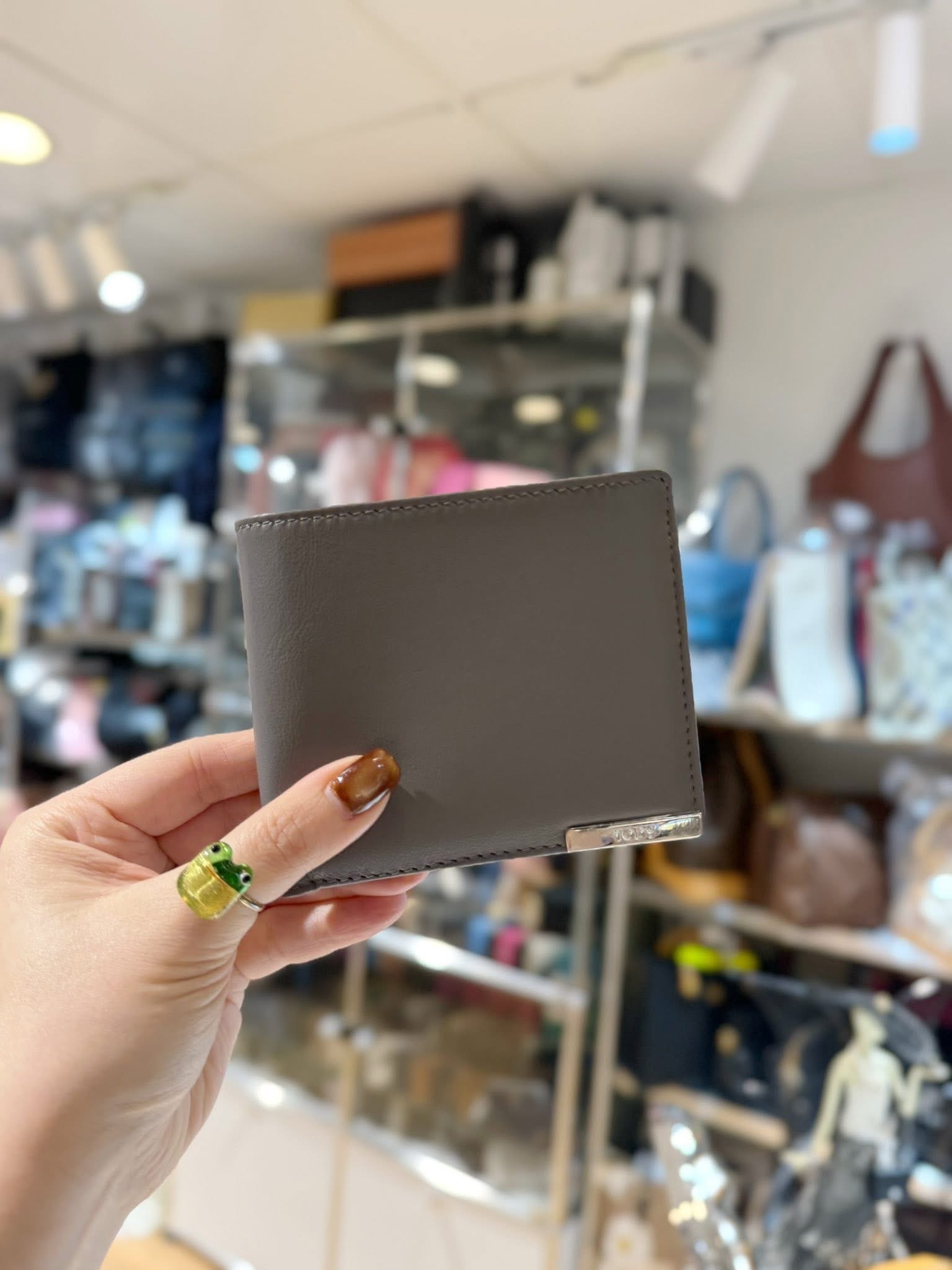 Tod’s bi fold wallet with coin grey