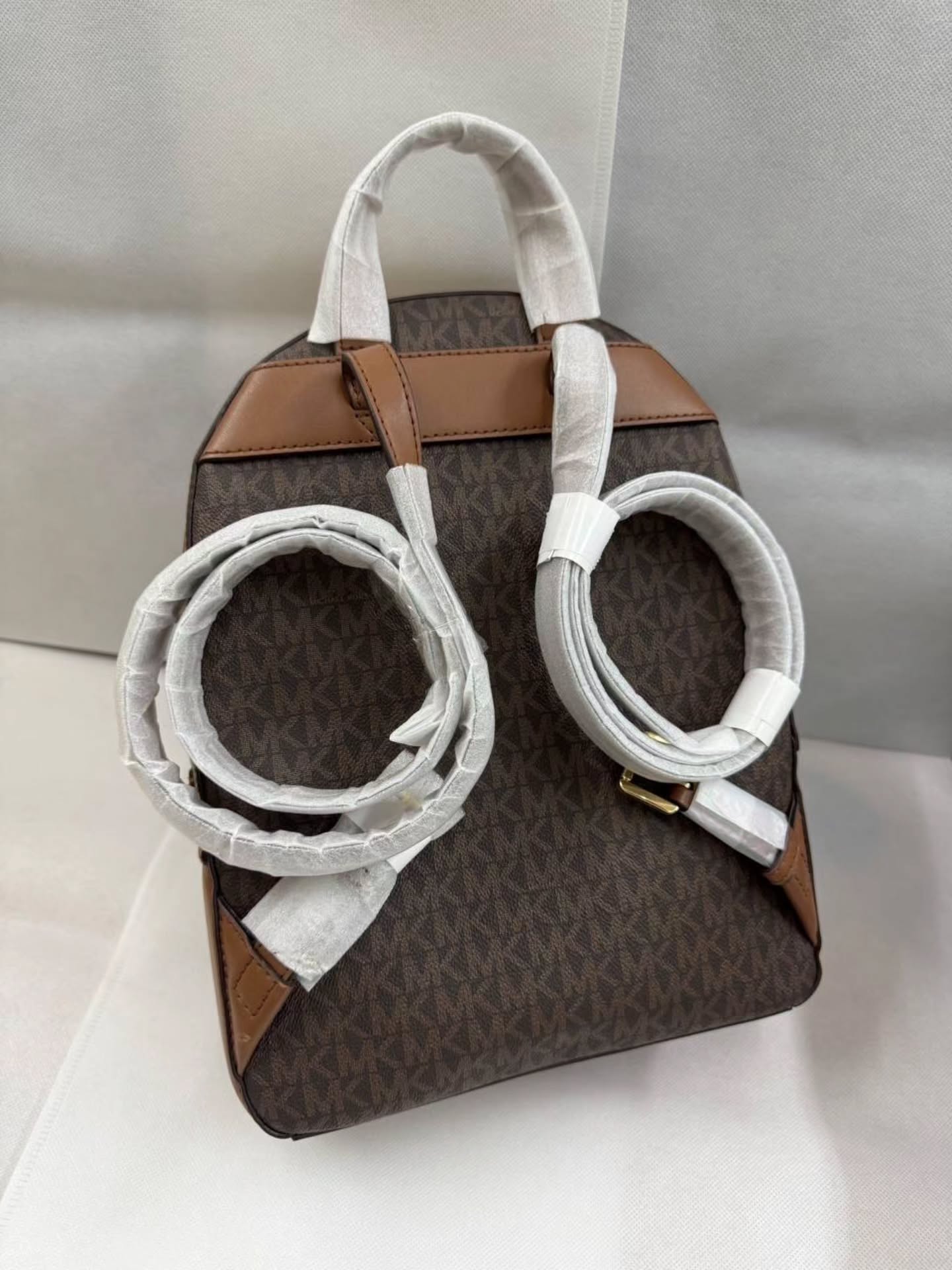 MK Jaycee中号后背包