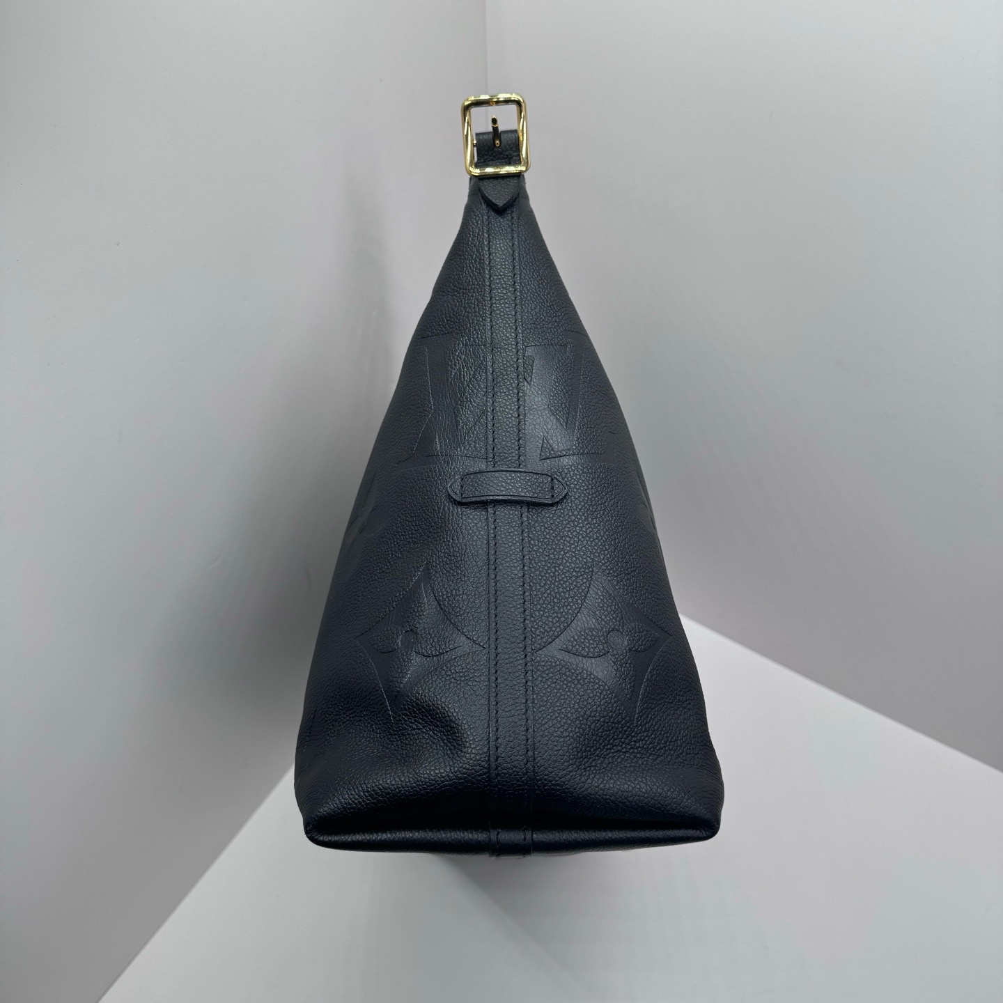 Pre-Owned LV Carryall / Product Code: 26040717