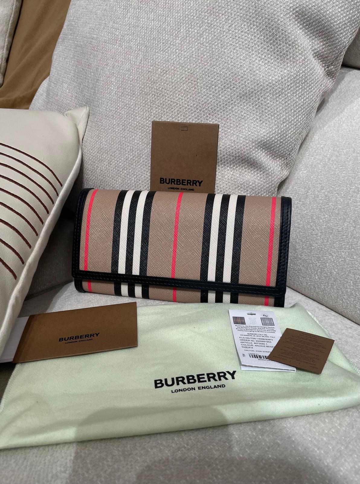 未使用品 Burberry Long Flap Wallet 100%Authentic, Unused ✅Dust bag