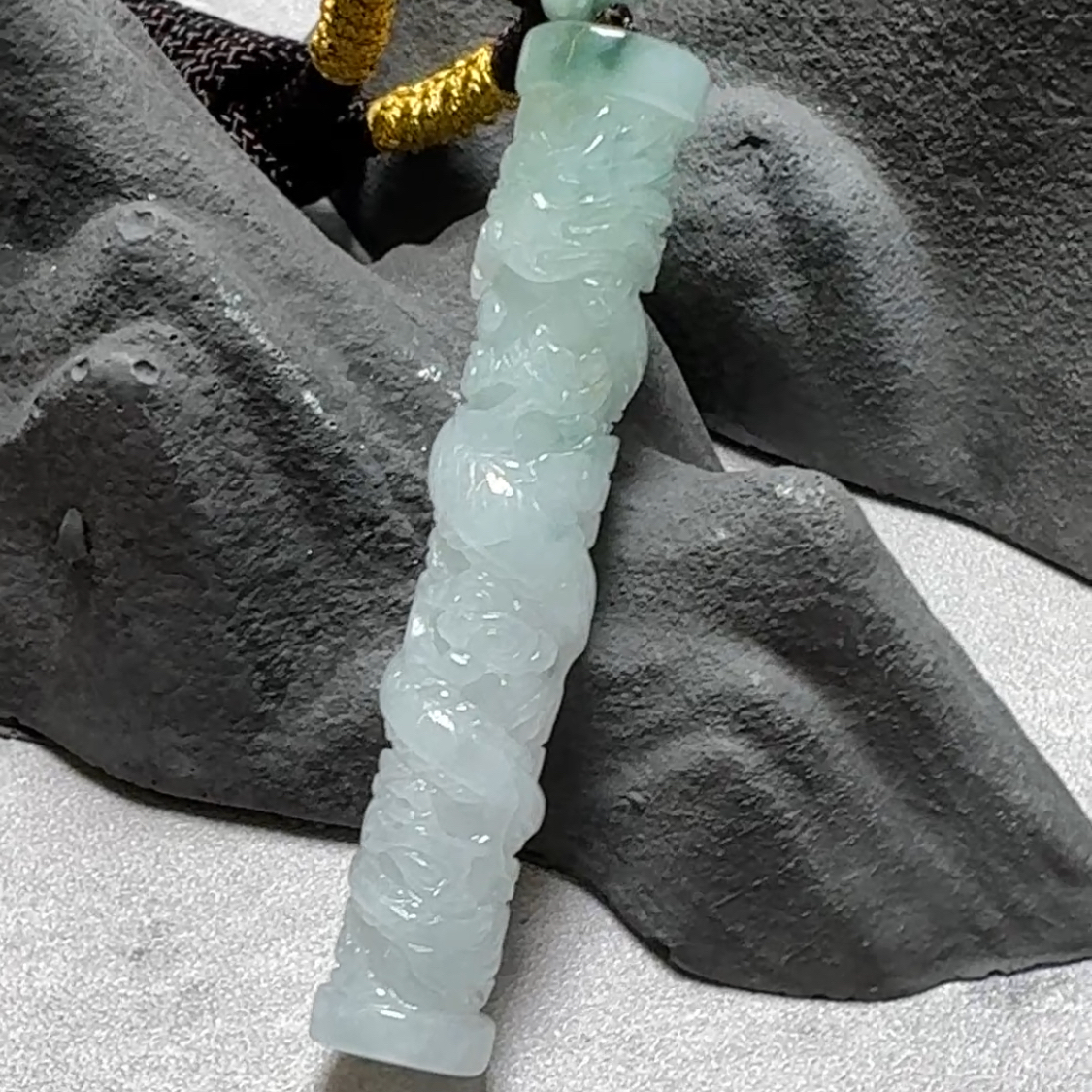 翡翠白玉飄花龍柱玉吊墜