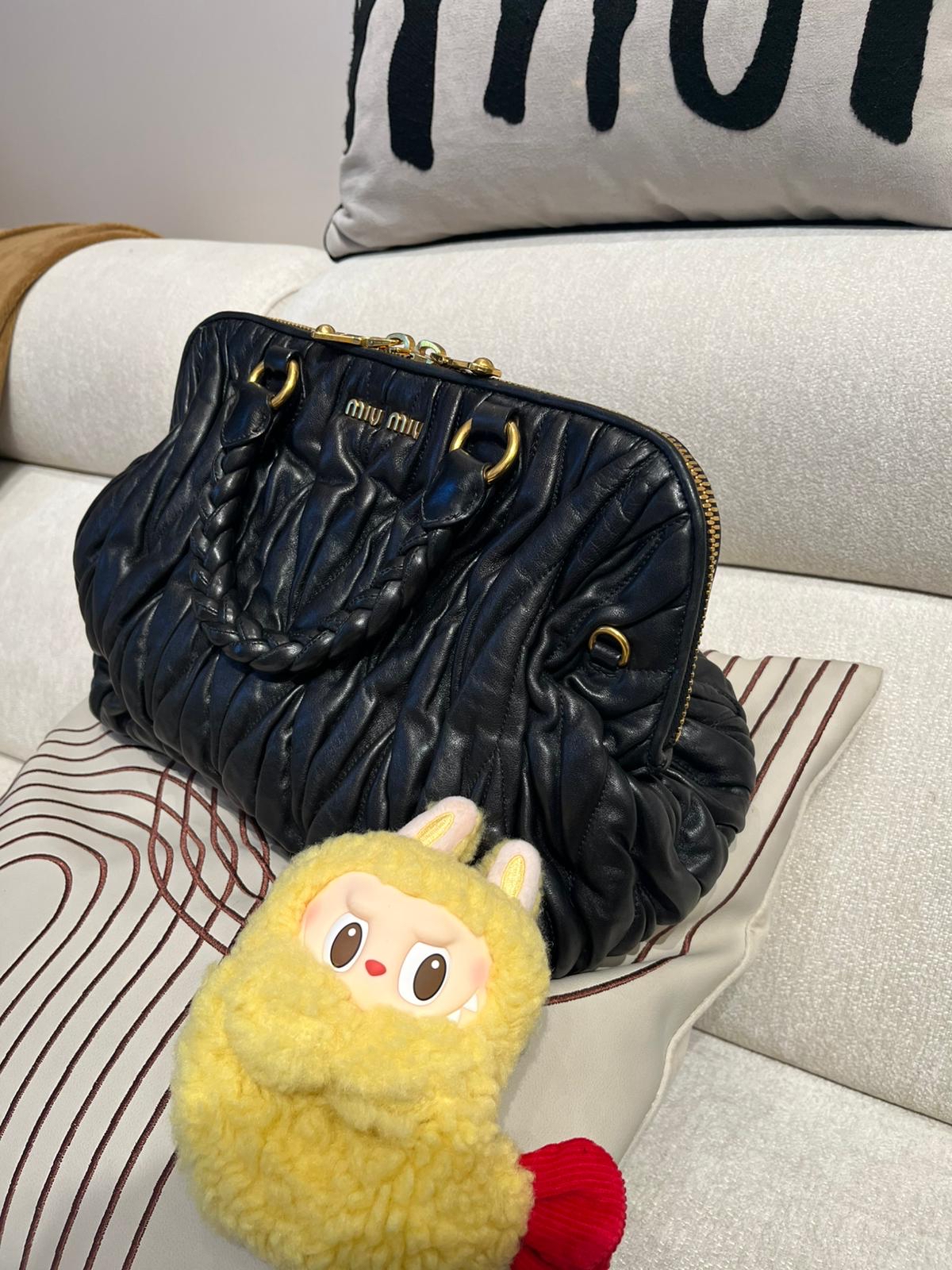 Miu Miu matelasse nappa leather handbag,100%Authentic,95%new ✅塵袋 