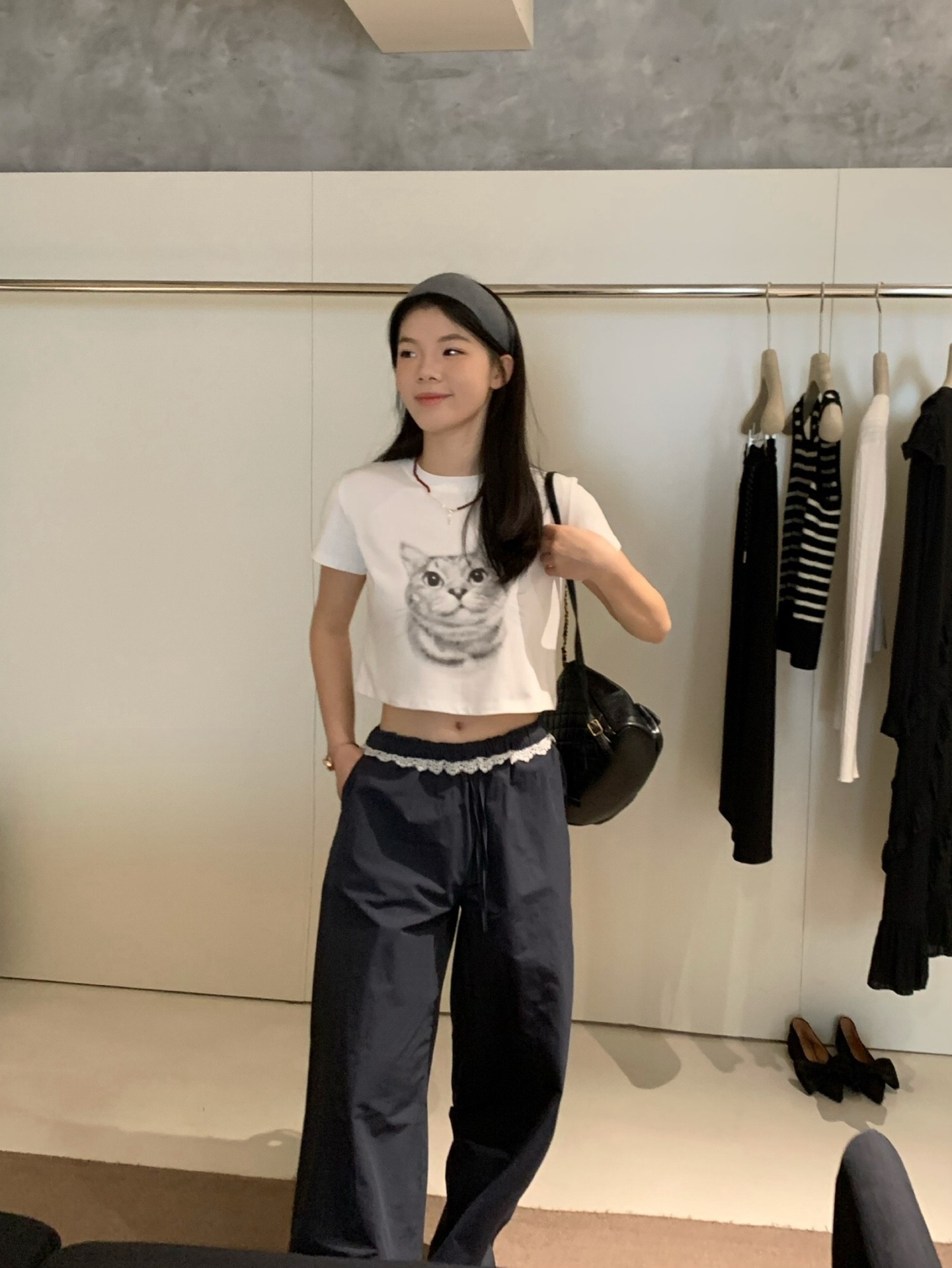 Oh Kitty Roundneck T-shirt Ins风可爱猫咪印花圆领短款Tee ( 2 colours )