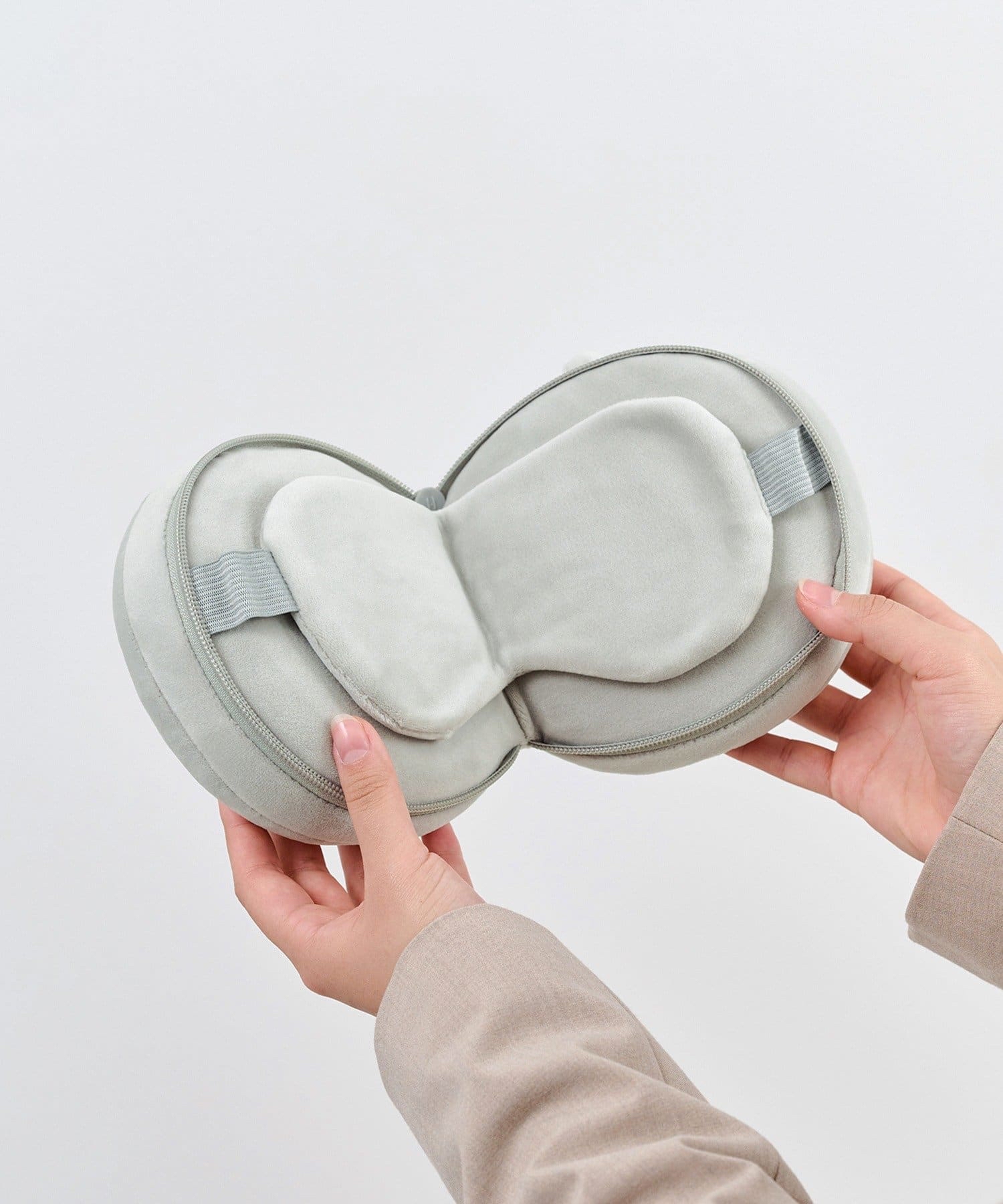 日本3Coins 帶眼罩的頸枕