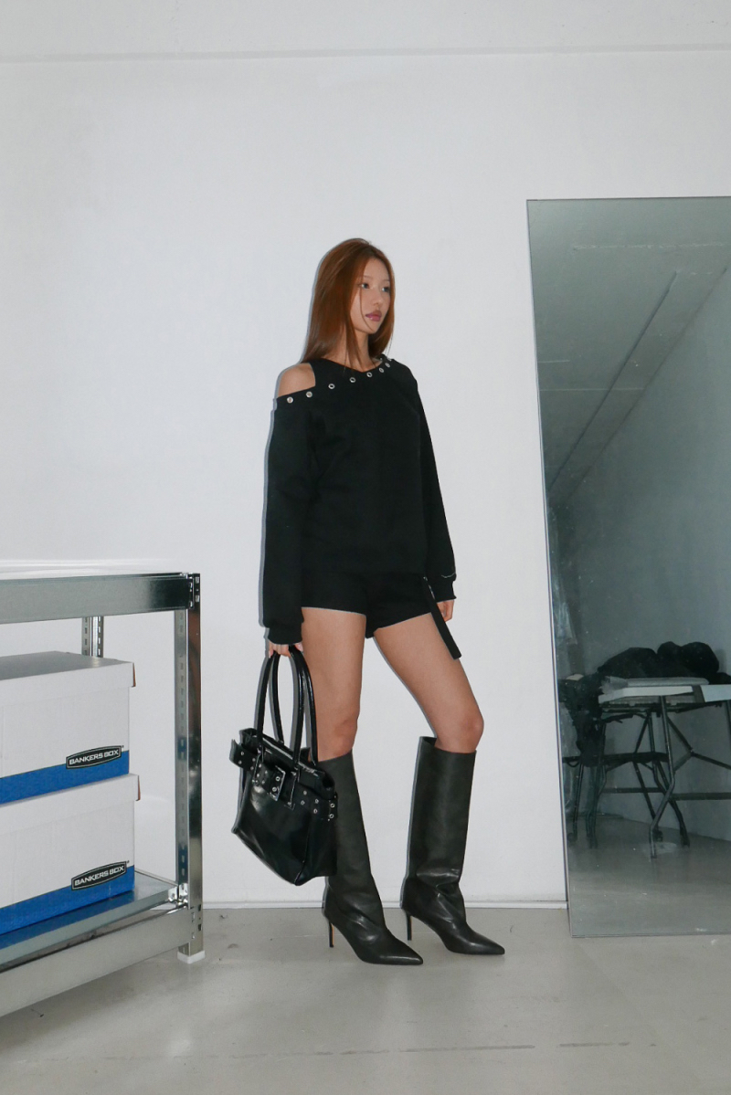 Asymmetrical Shoulder Cut-Out Sweatshirt