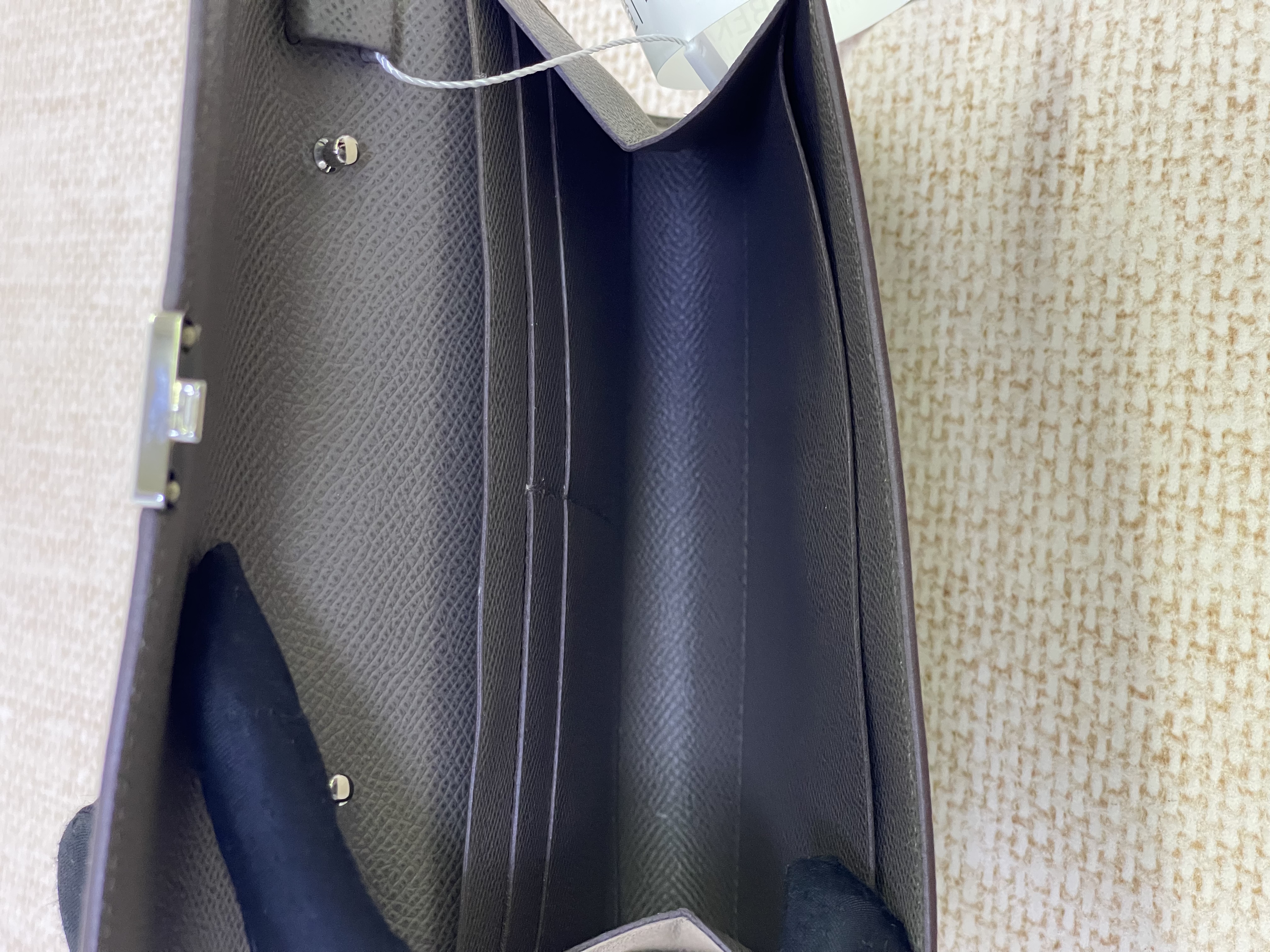 Pre-owned Hermes Clic16/ Stamp C/ Product Code: 26030709