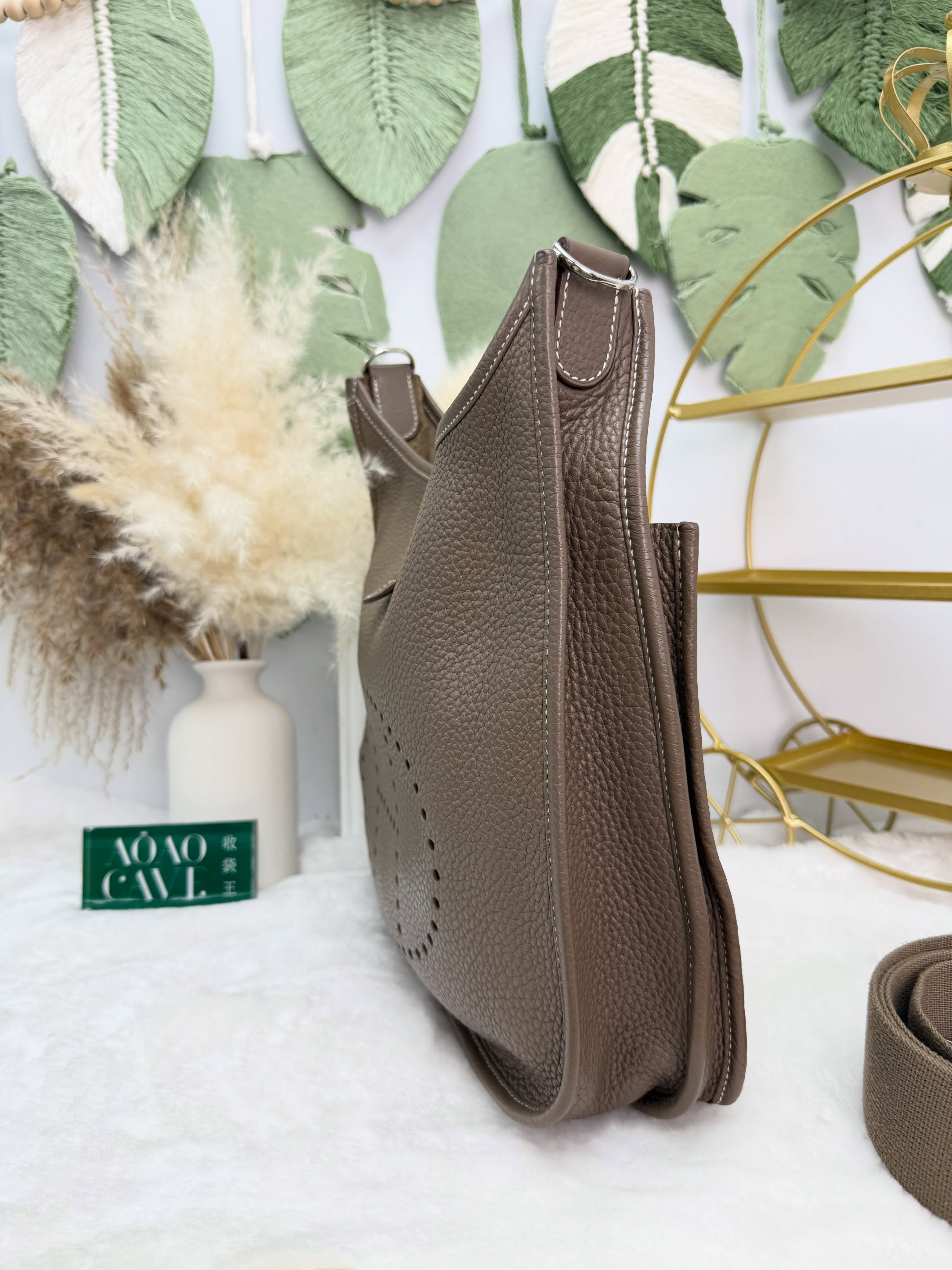 Hermes👜 PRE OWNED 🛍️大象灰evelyne29 🤎框P stamp 有塵袋 💼