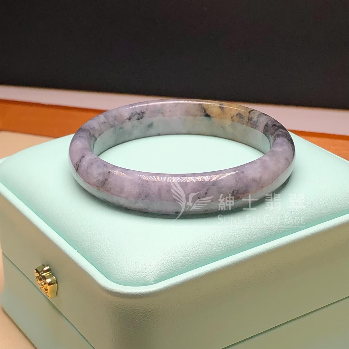 紫底烏雞帶翡色貴妃鐲51.9mm