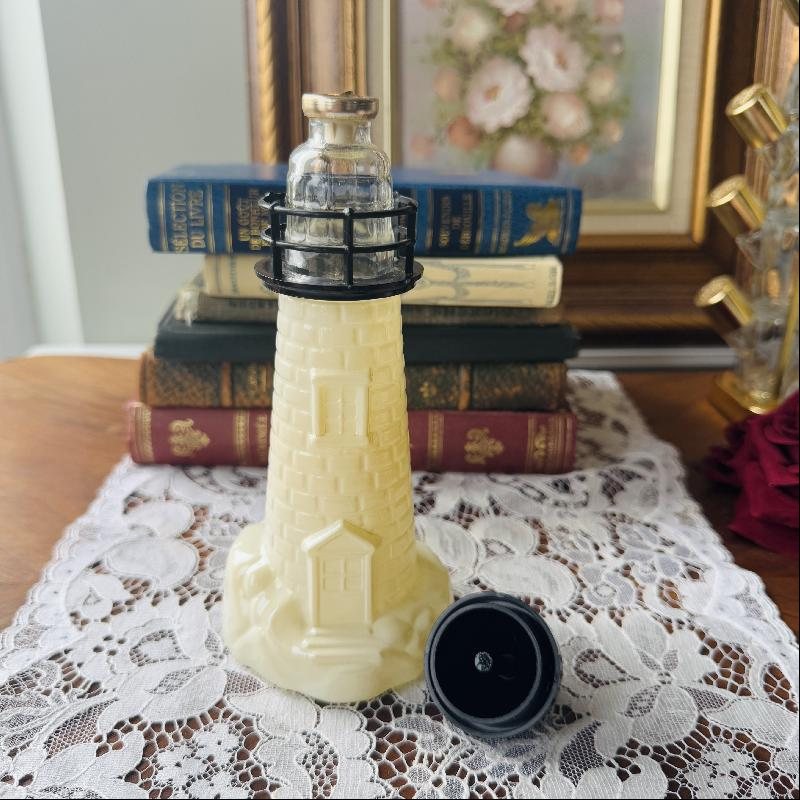Vintage Avon Lighthouse Men's Cologne Perfume Bottle - Empty Bottle (MT2247)