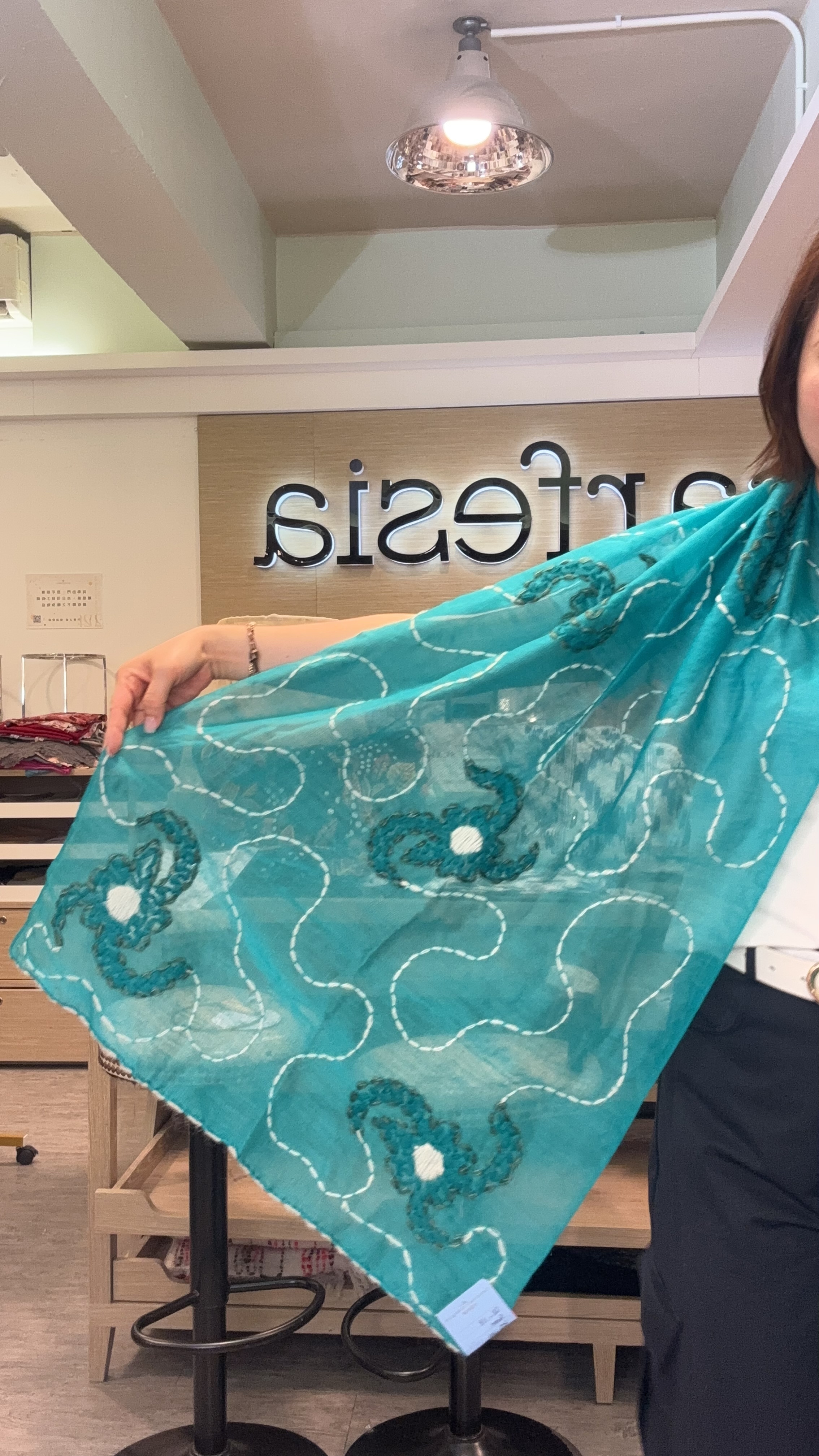 [訂購］ A16 印度手工刺繡 Scarf 