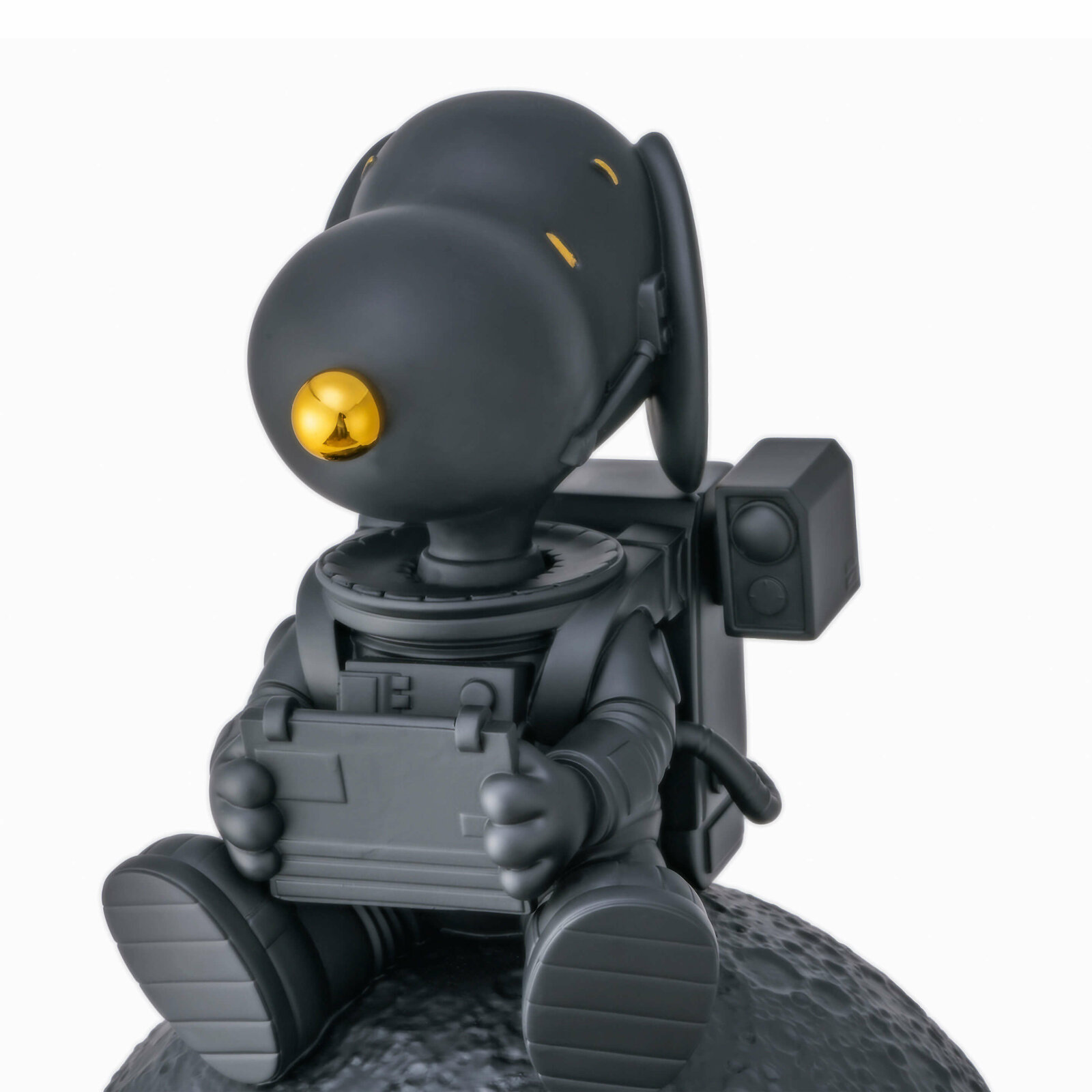 📦訂購 台灣限定 Jarll SNOOPY 史努比 星球限量款 (黑) 擺飾