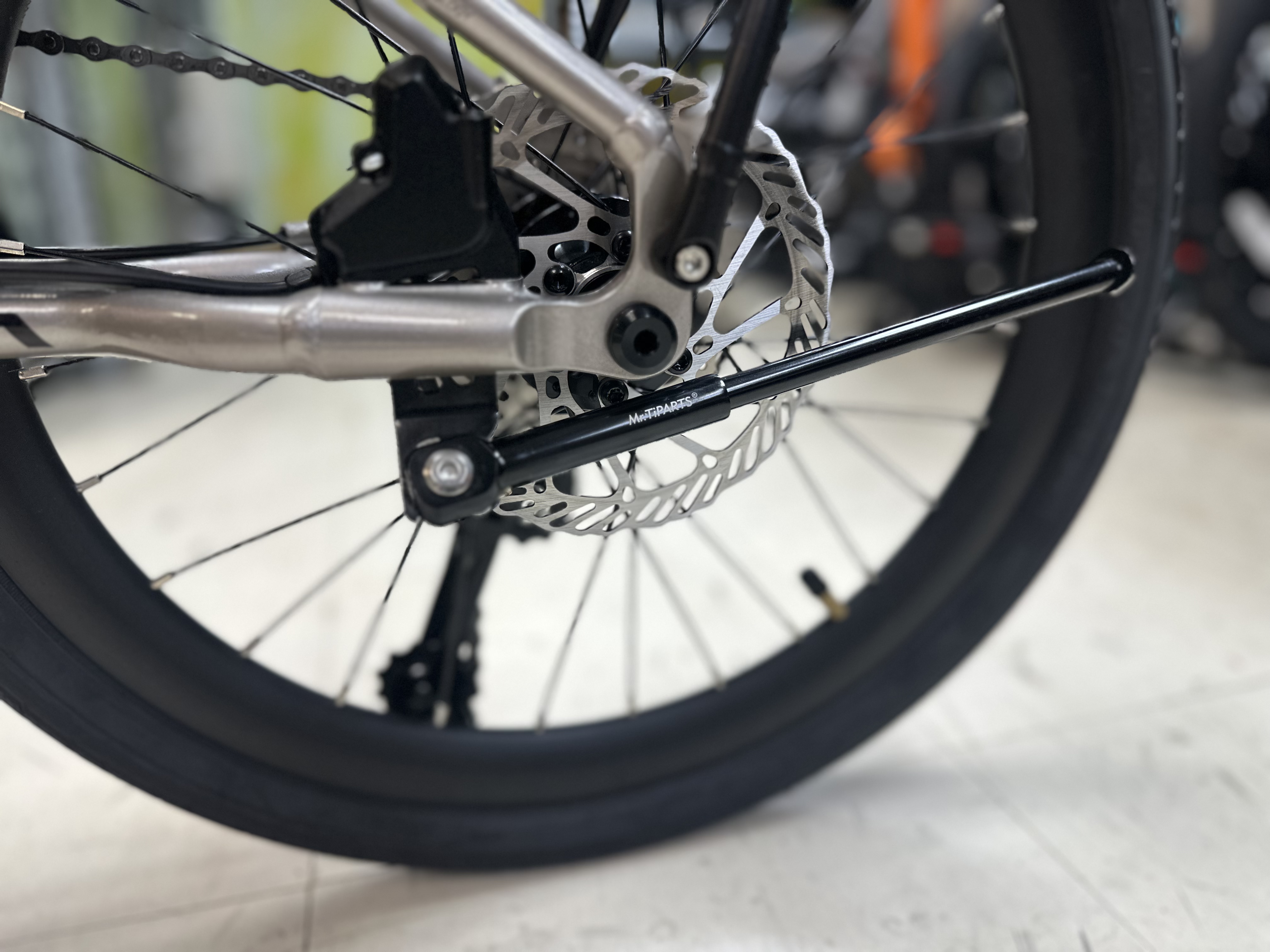 Java Neo 406 20” 鋁合金車架專用腳架