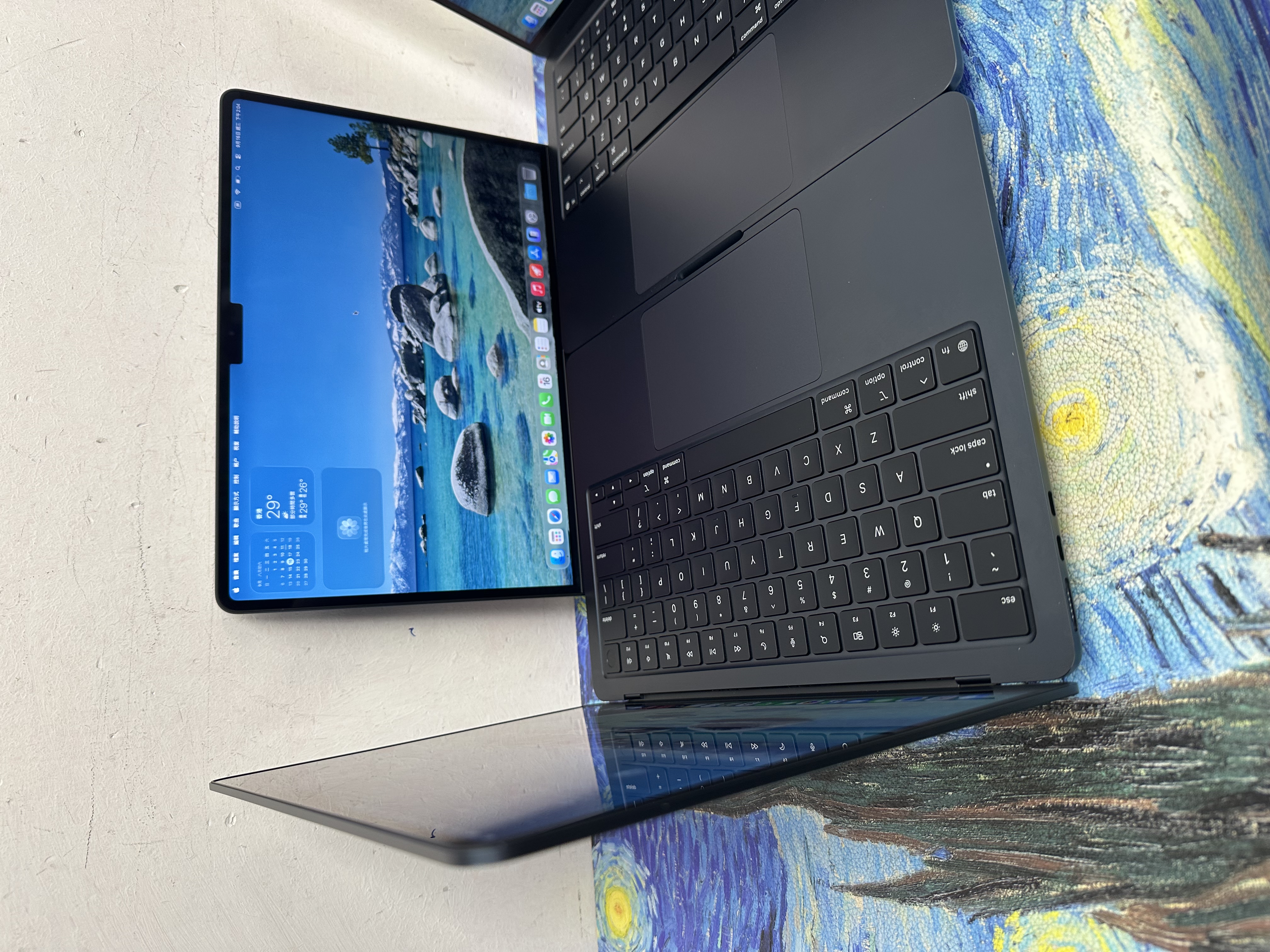 APPLE  MacBook Air M4 2025 M4 CPU/ 24GB Ram/512GB SSD/10核心GPU/Liquid Retina Mon/13吋/午夜藍色/Gaming Laptop / Notebook / 超強續航能力/文書機 / 畫圖 / 剪片 / Movie / Netflix/ 原廠保養到27年2月