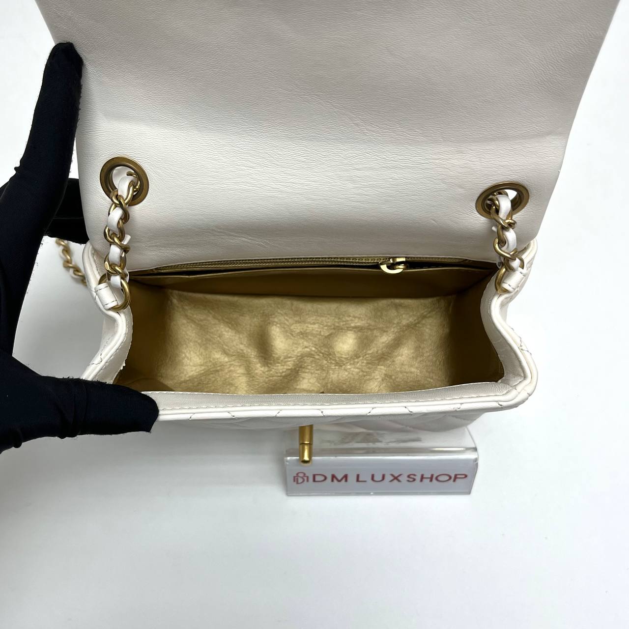 Chanel 21B White Mini Square Gold Pearl Crush GHW (Microchip)