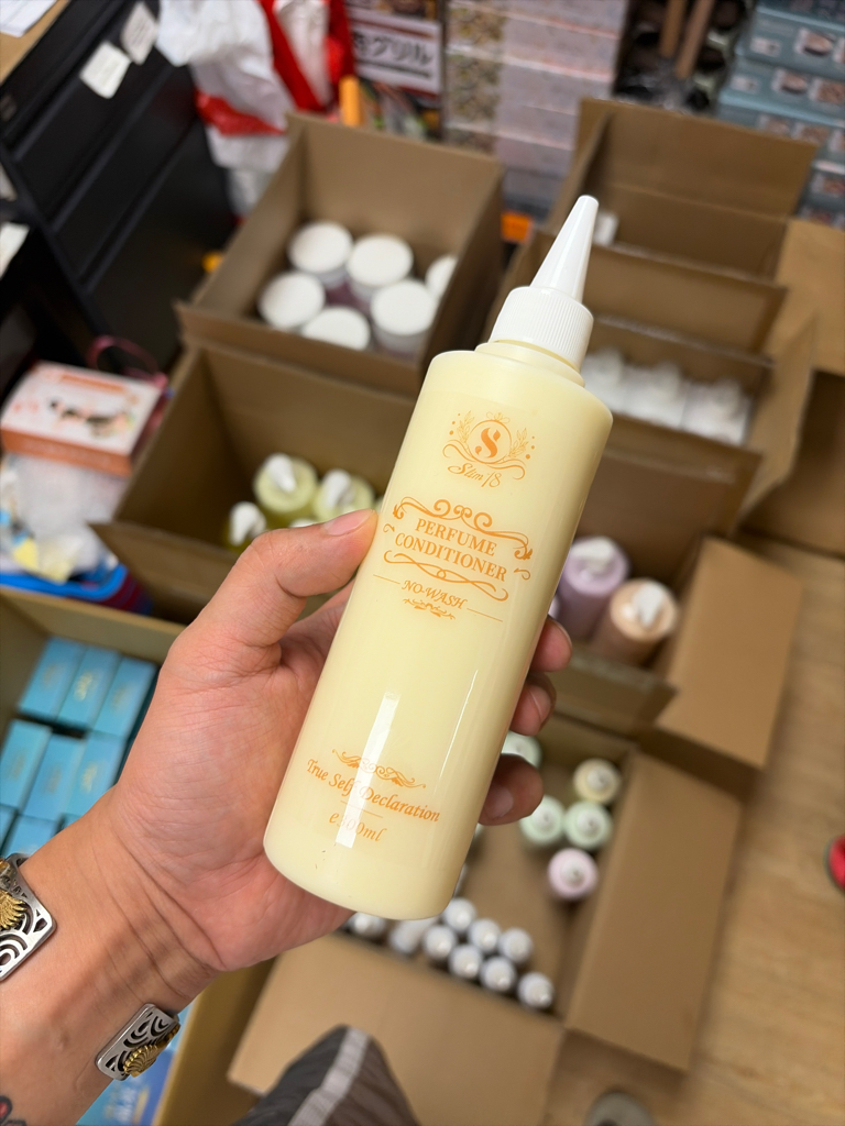 S•Slim18馬卡龍 免洗水香水護髮素💫300ml