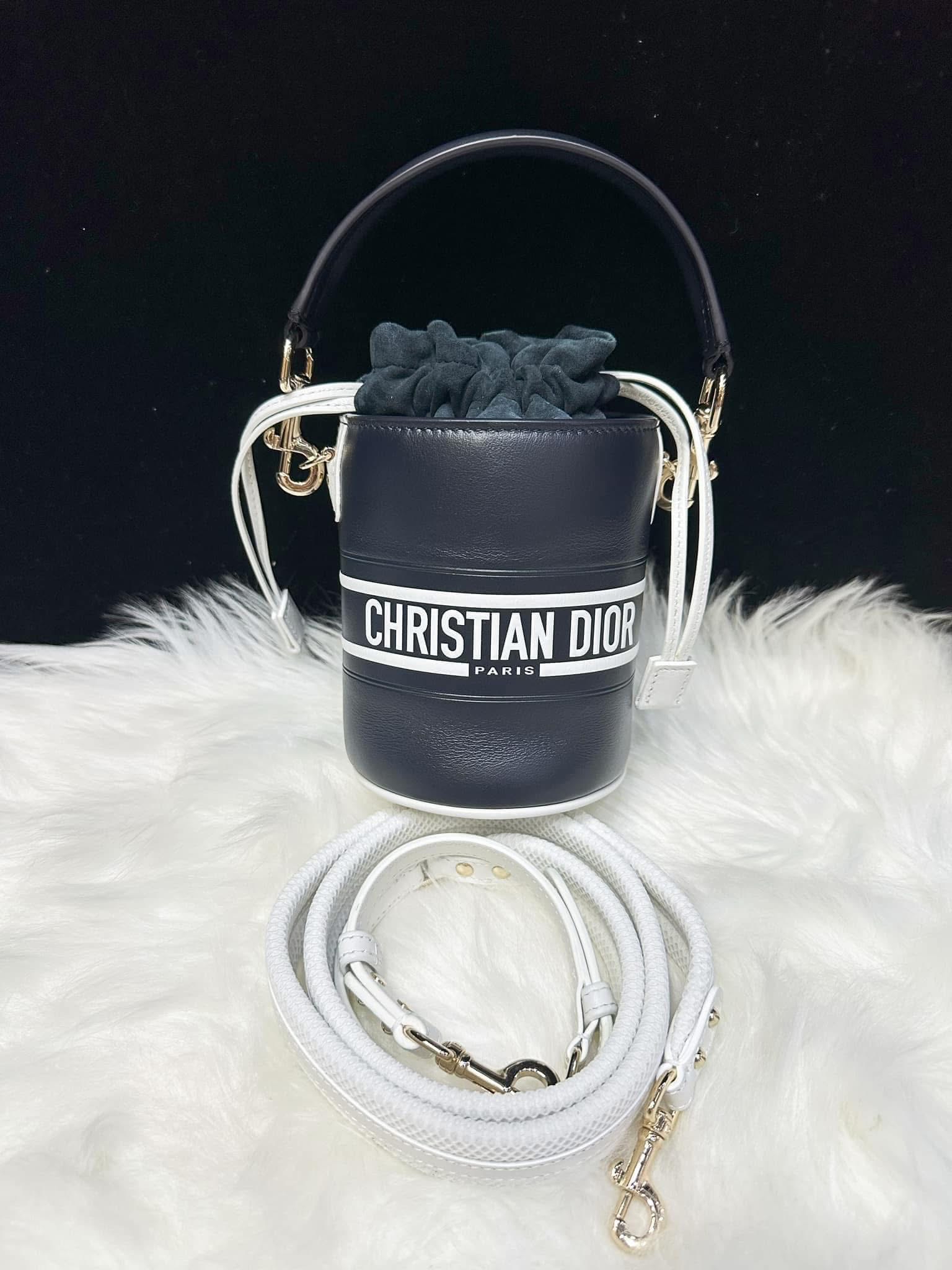 Dior Vibe bucket mirco navy