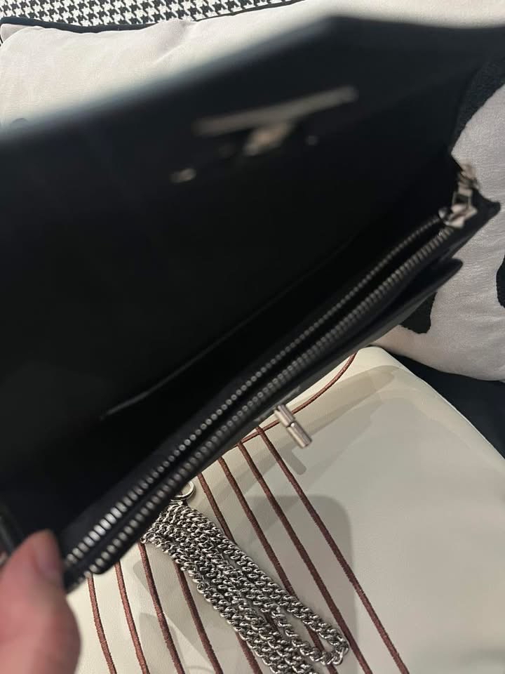 Lv my lockme chain pochette crossbody bag,100%Authentic, 99%new ✅dust bag ✅box