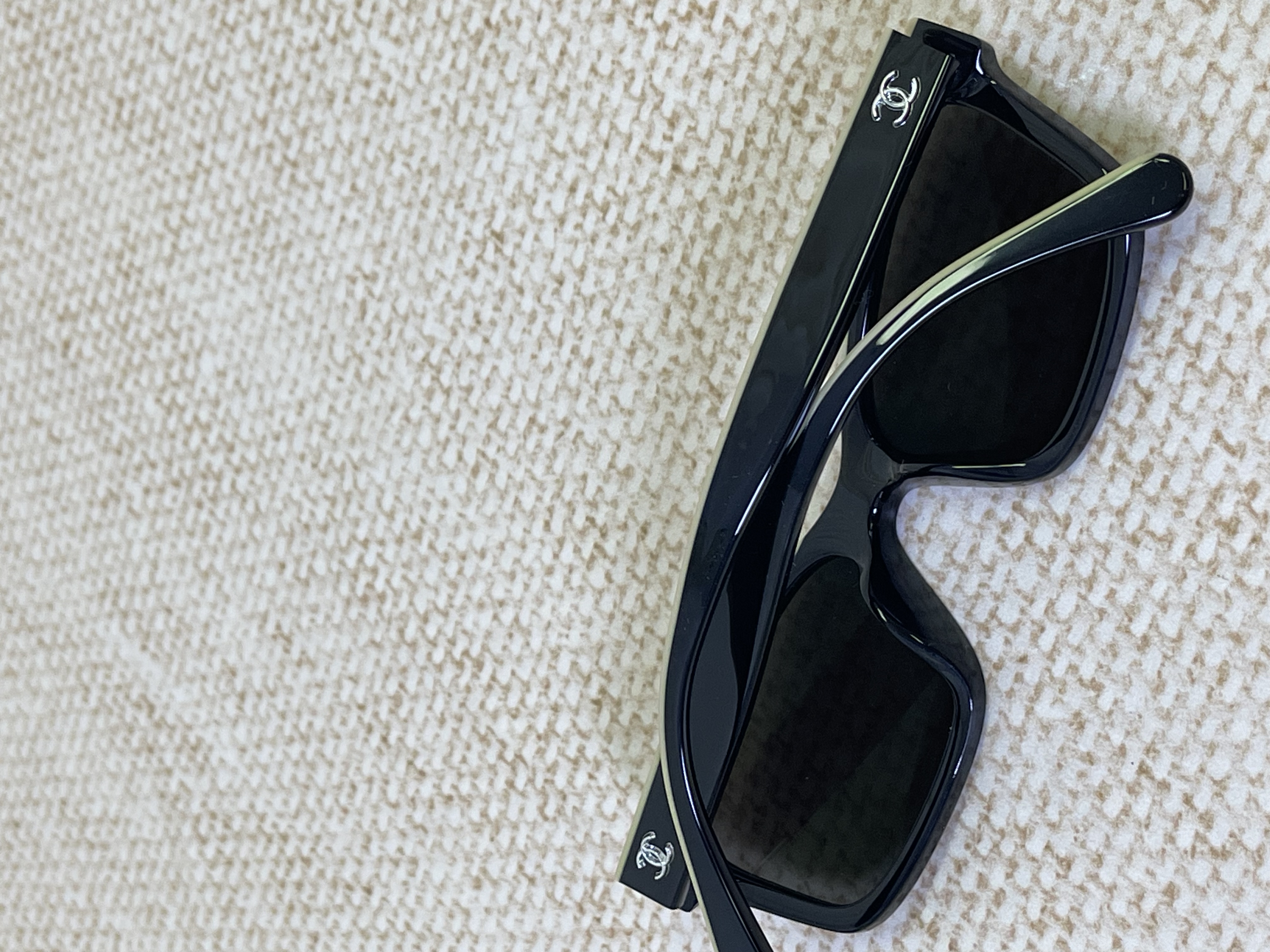 Pre owned Chanel Square Sunglasses / Product Code: 26031111